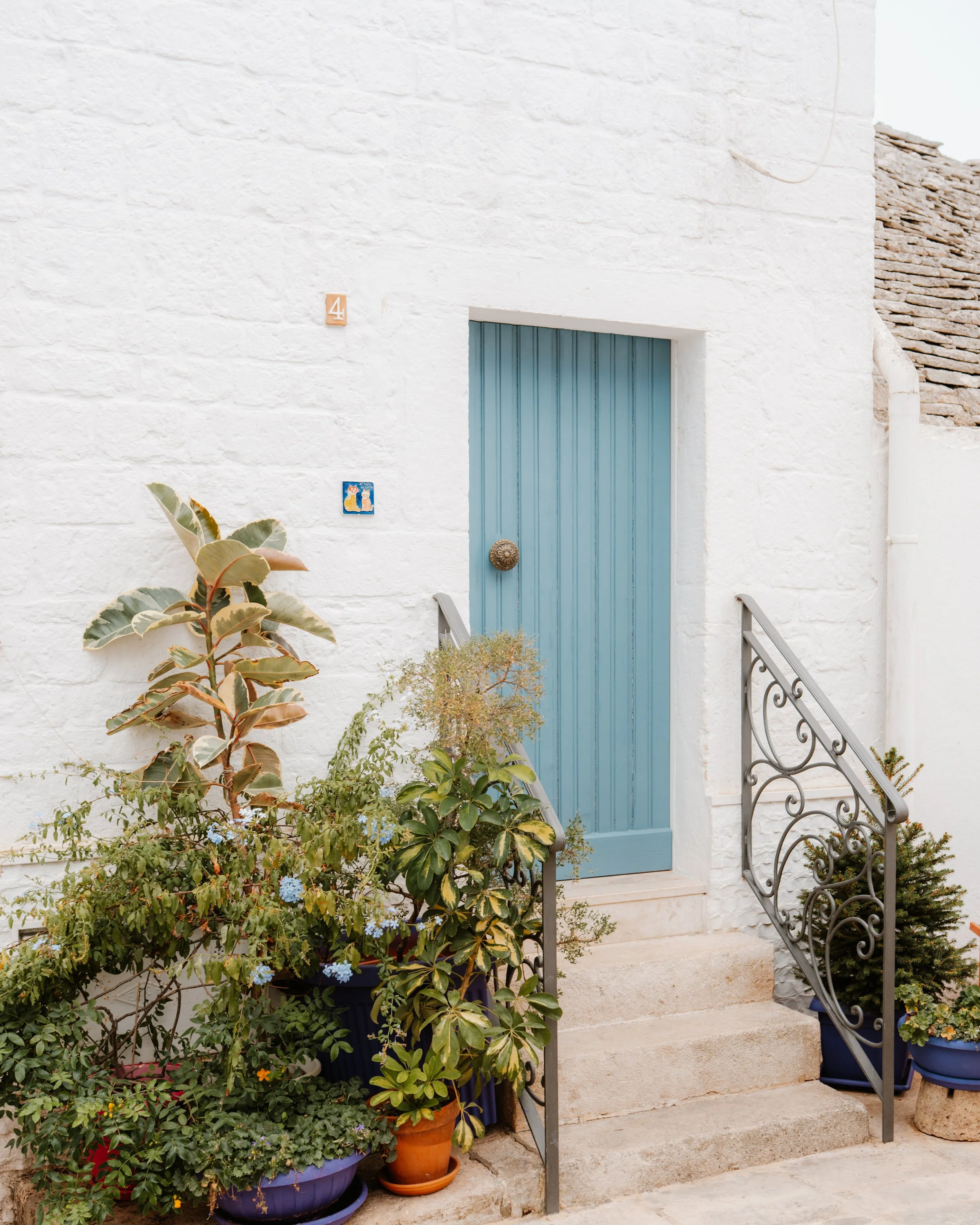 Puglia doors.jpg
