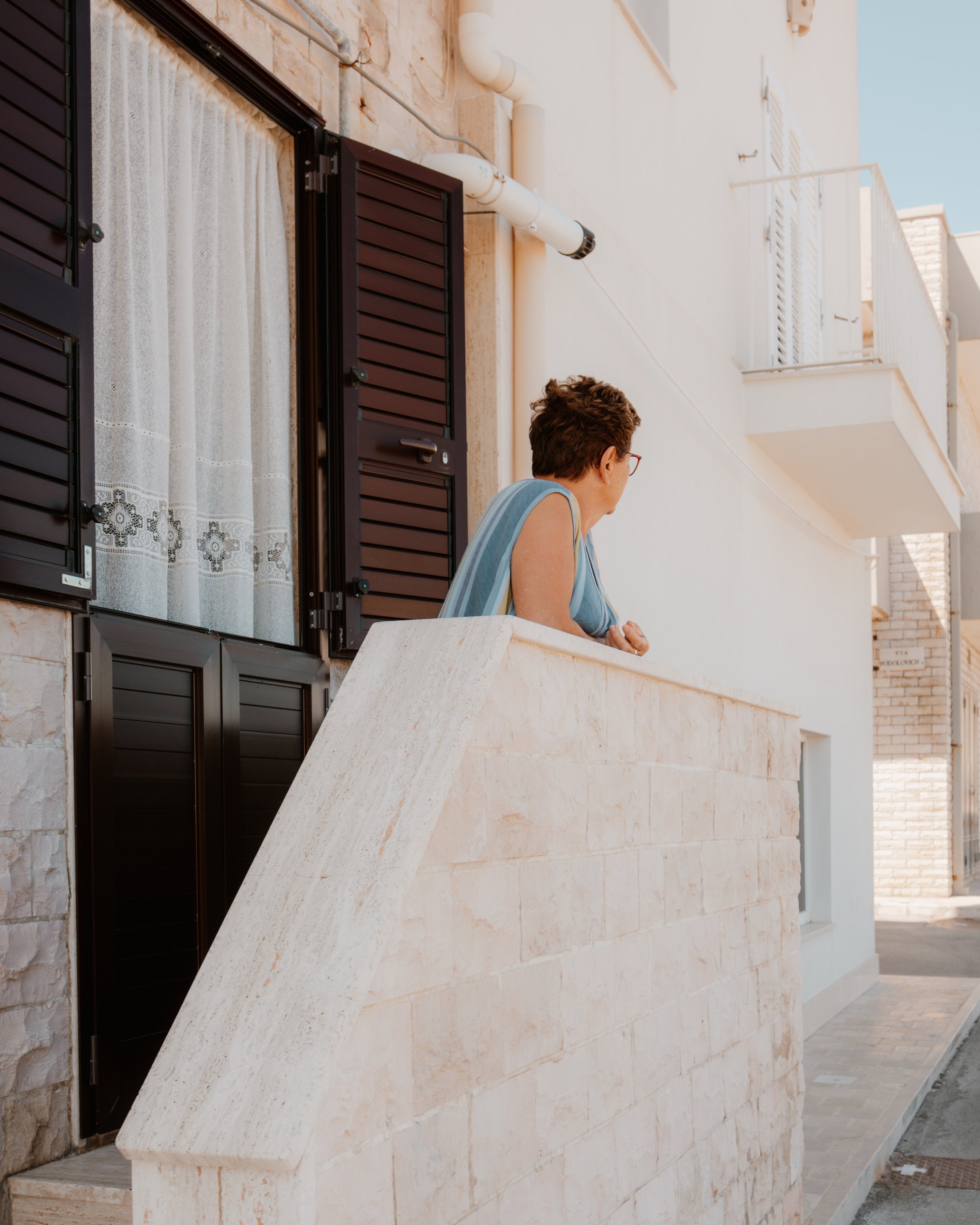 Polignano al Mare women.jpg