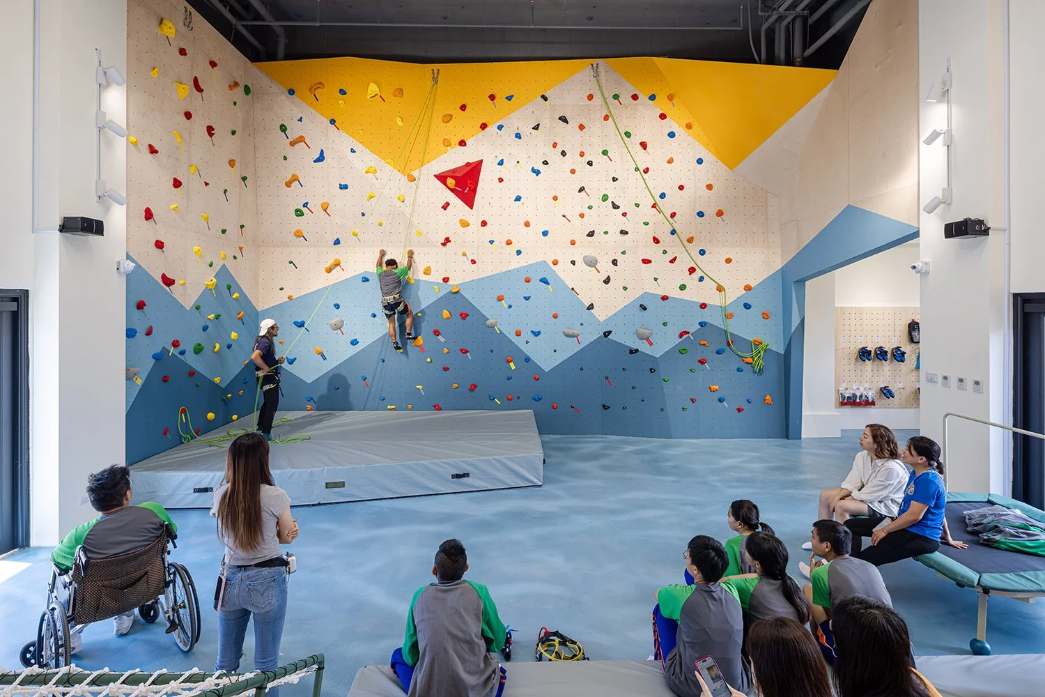 Redesign of Indoor climbing playground for kids with special needs