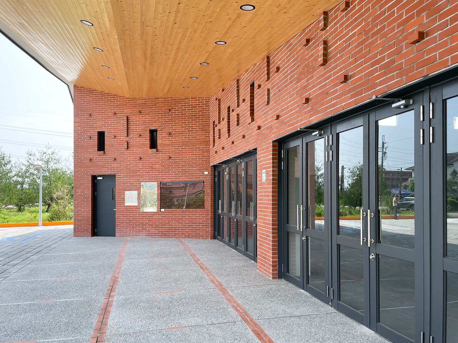 Yuan-Shan Hubei Community Center 員山湖北社區活動中心