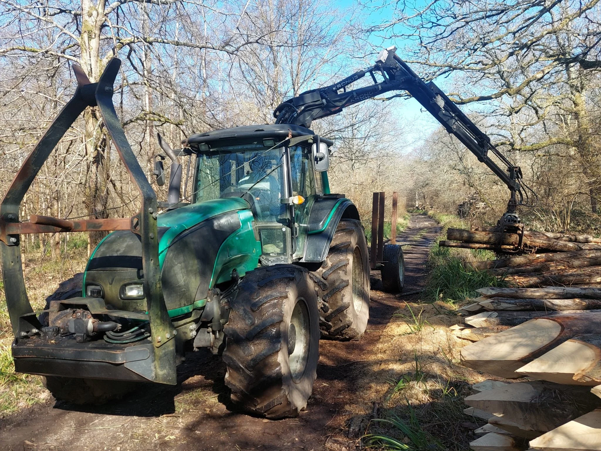 Timber forwarding using the Valtra