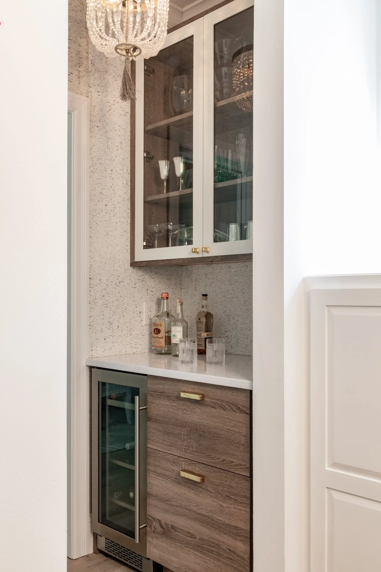 EKI_Radford Bar_02.jpg