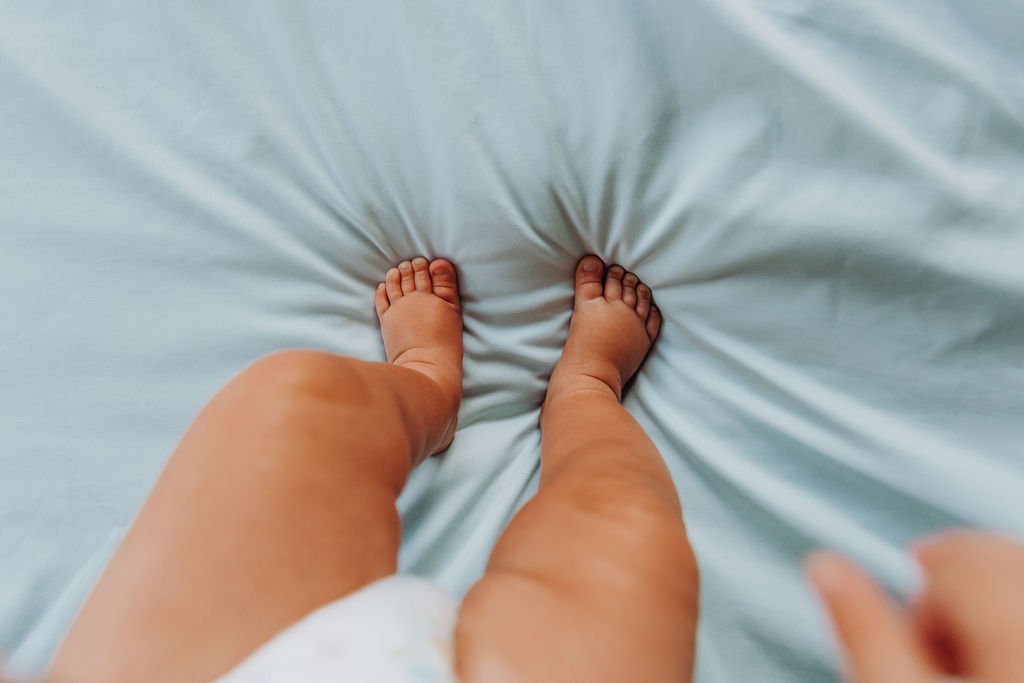 newborn toes