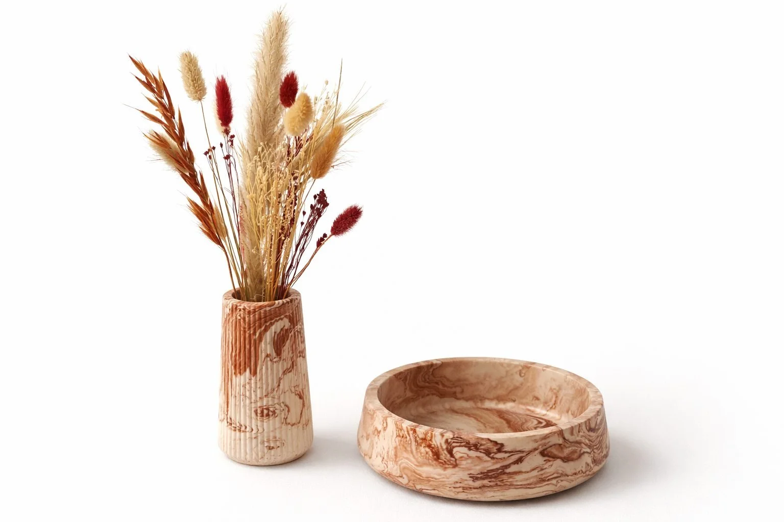 Vandaag zet ik &eacute;&eacute;n van mijn workshops in de spotlight ✨
Tijdens deze workshop maak je zelf een stijlvol vaasje en bijpassend potje in marmerlook. Tijdloos, zacht en perfect in elk interieur.

Ik kom bij jullie thuis met alle materialen 