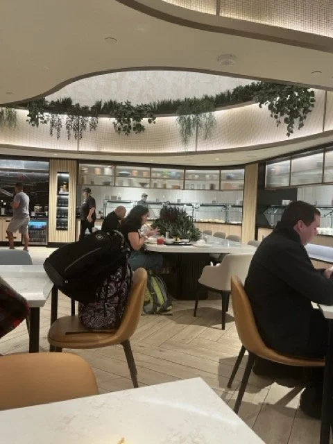 Why the Chase Sapphire Reserve Lounge at LaGuardia is the Best Lounge in America