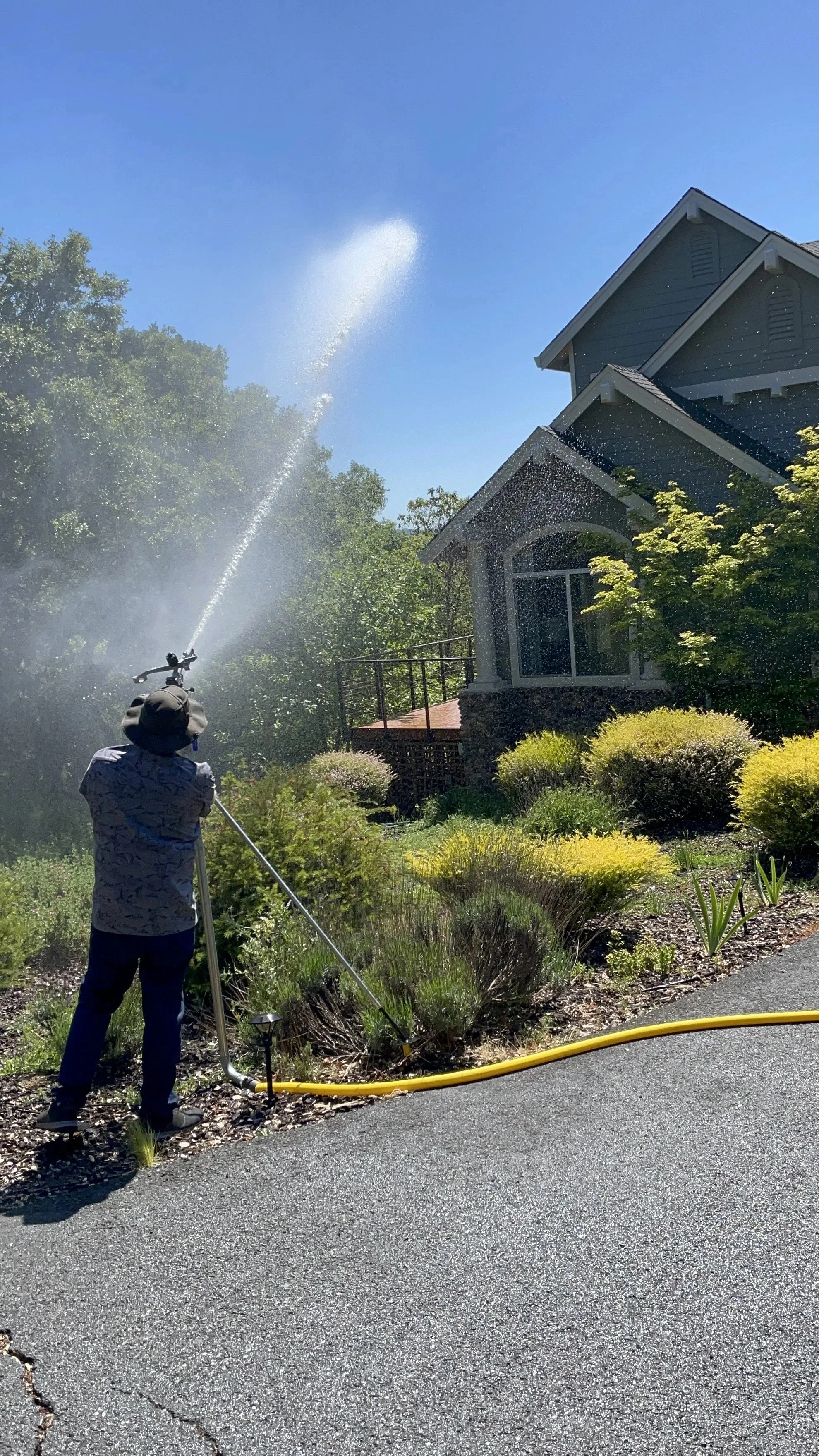 Brushfire Battle Systems provides high-quality sprinklers, pumps, and accessories for defense against wildfire