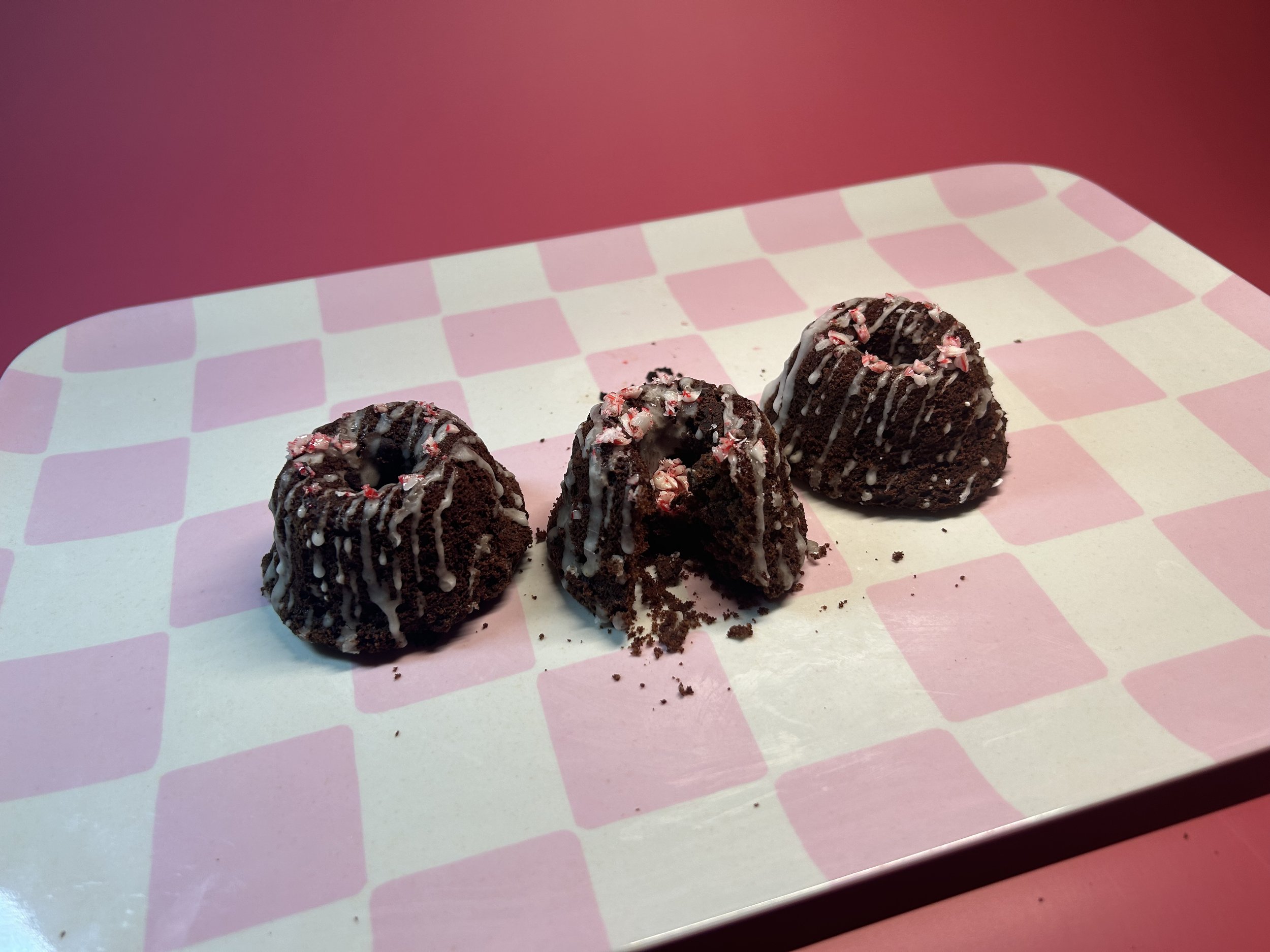 Mini Peppermint Chocolate Bundt Cakes