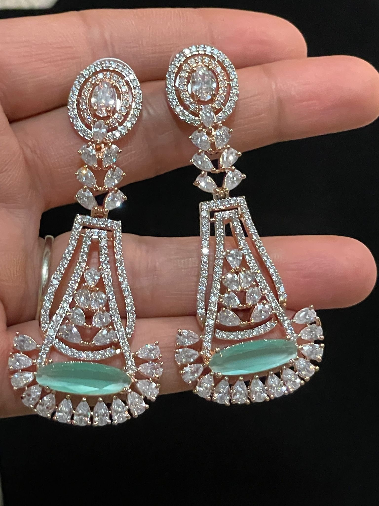 Noor Mint-Ad Collection