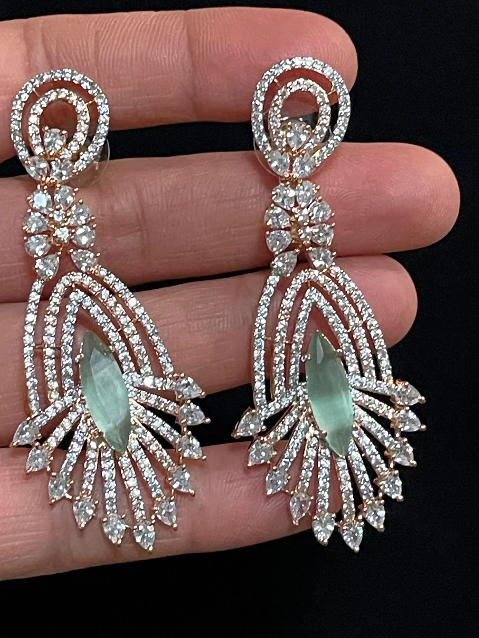 Noor Mint-Ad Collection