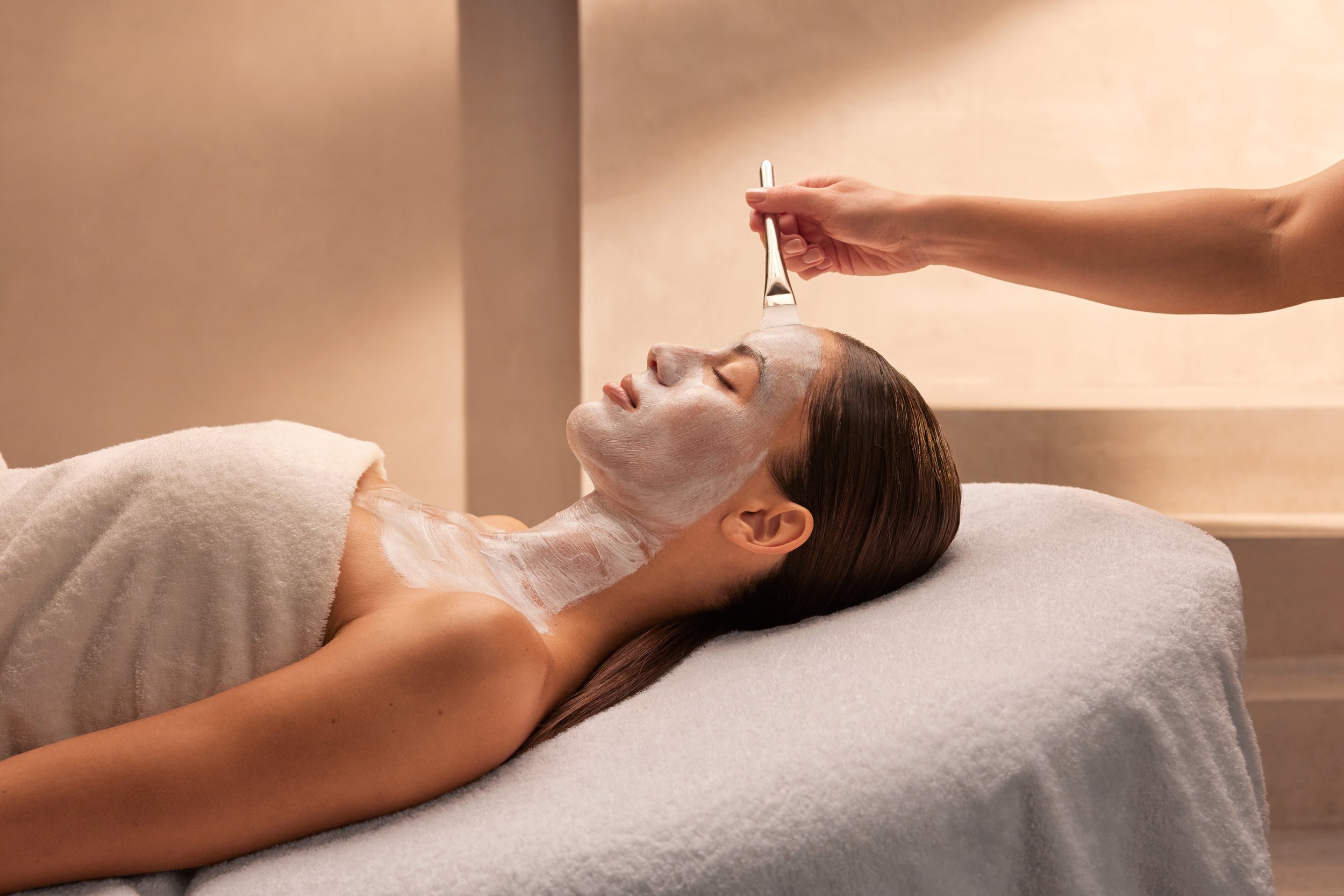 BABOR Gesichtsbehandlung im La Perla Cosmetic Darmstadt – professionelle Pflege mit Gesichtsmaske