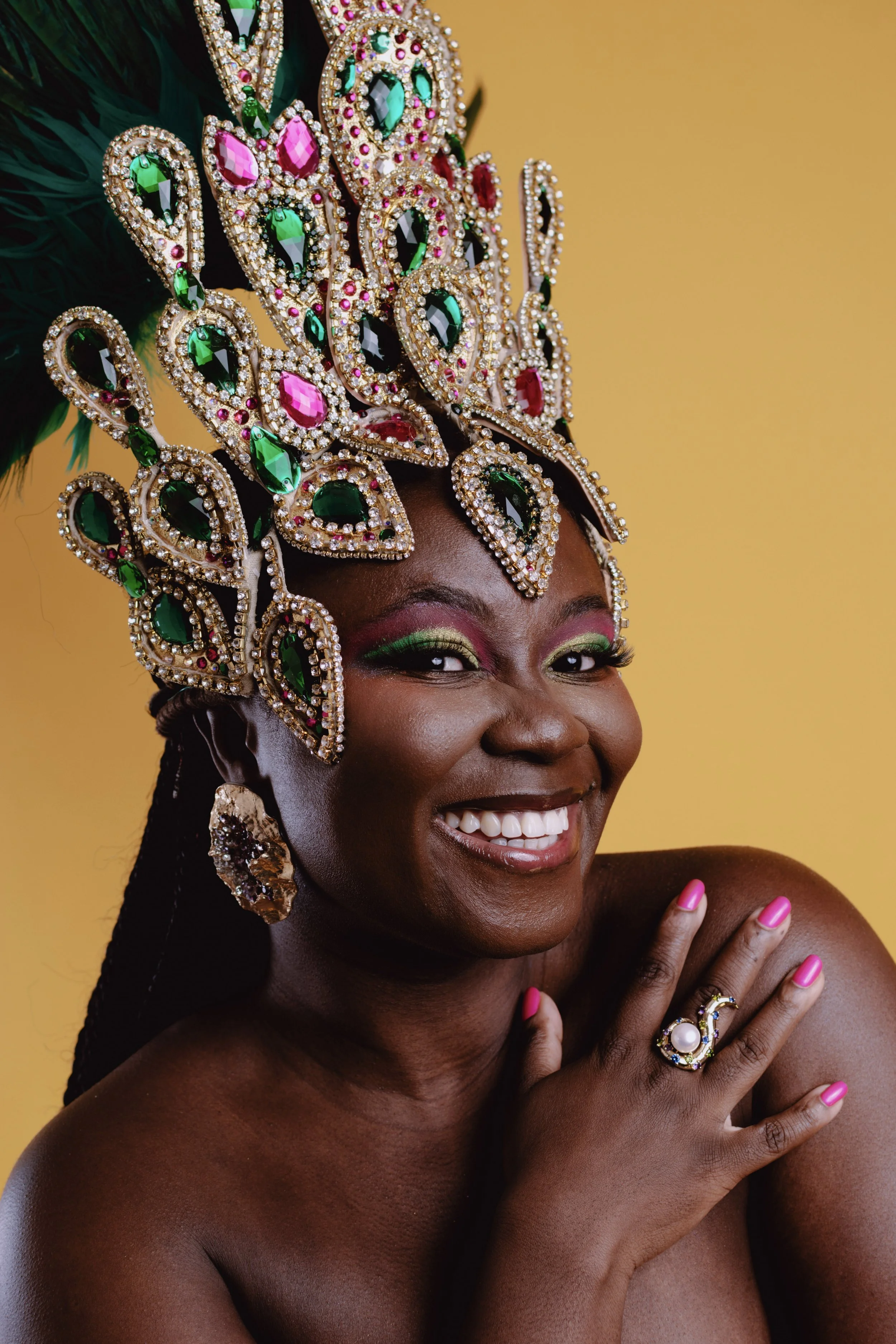 Nana Crawford Samba Dancer and Founder of JiggleFiiT