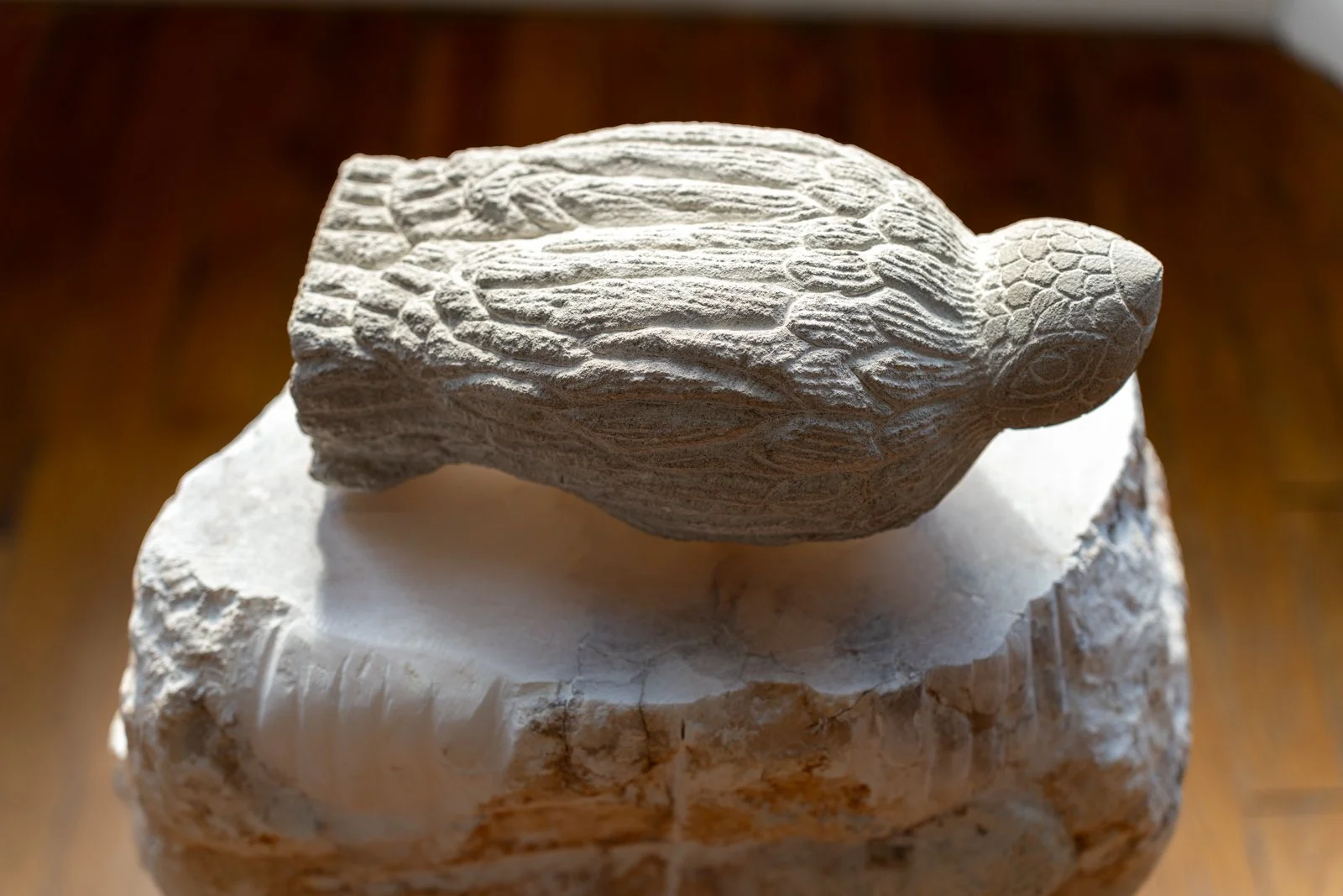 I Searched For A Home For The Bird, I Tried To Hold The Bird In My Hands, So That It Might Belong, So That It Might Feel Itself Breathe, If My Hands Could Be A Resting Place (Bird, Hands), 2024,Limestone, alabaster, 22.5” x13.5” X 10”, (Detail)

Phot