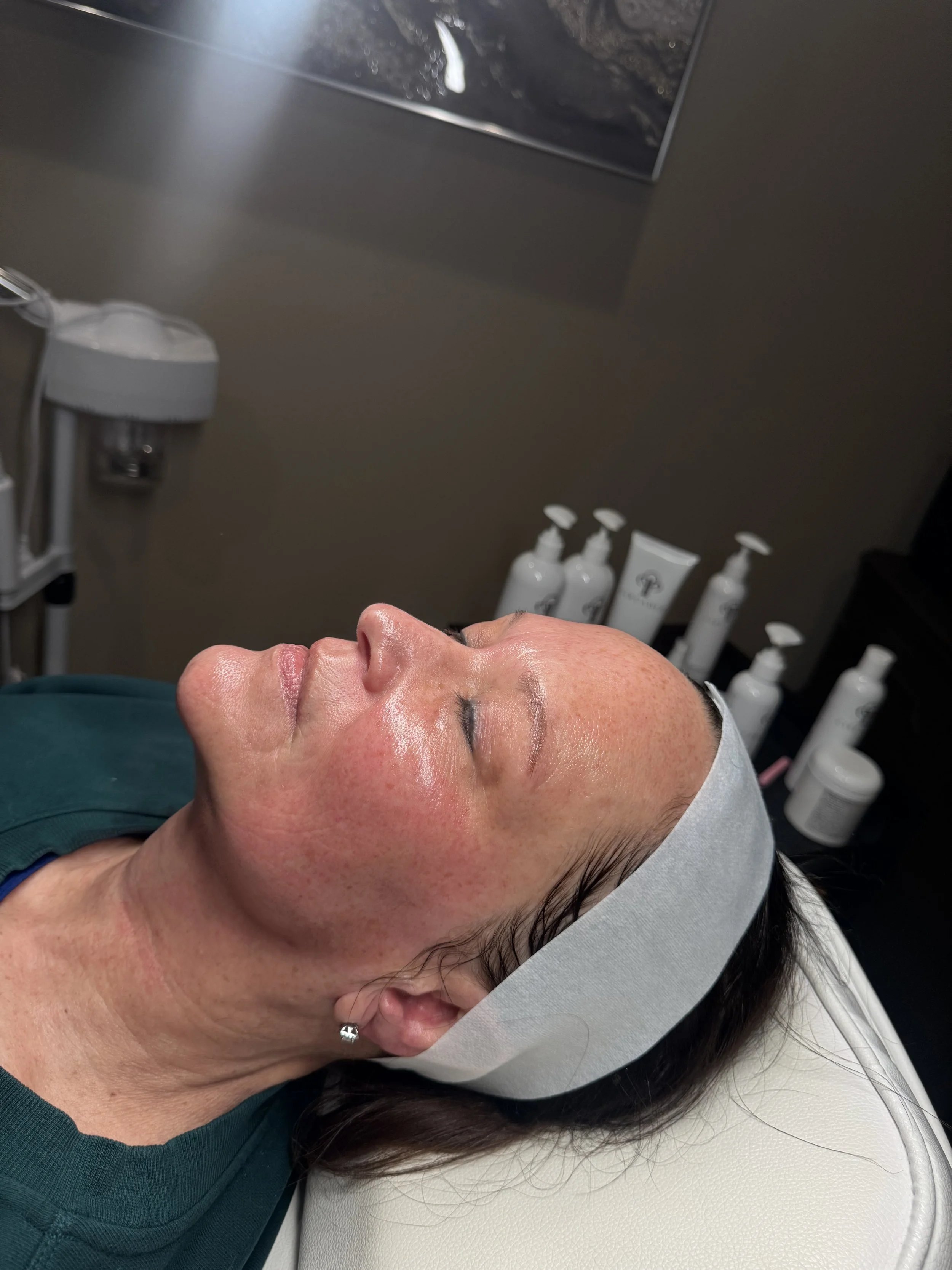 Smooth & Radiant Luxe Facial