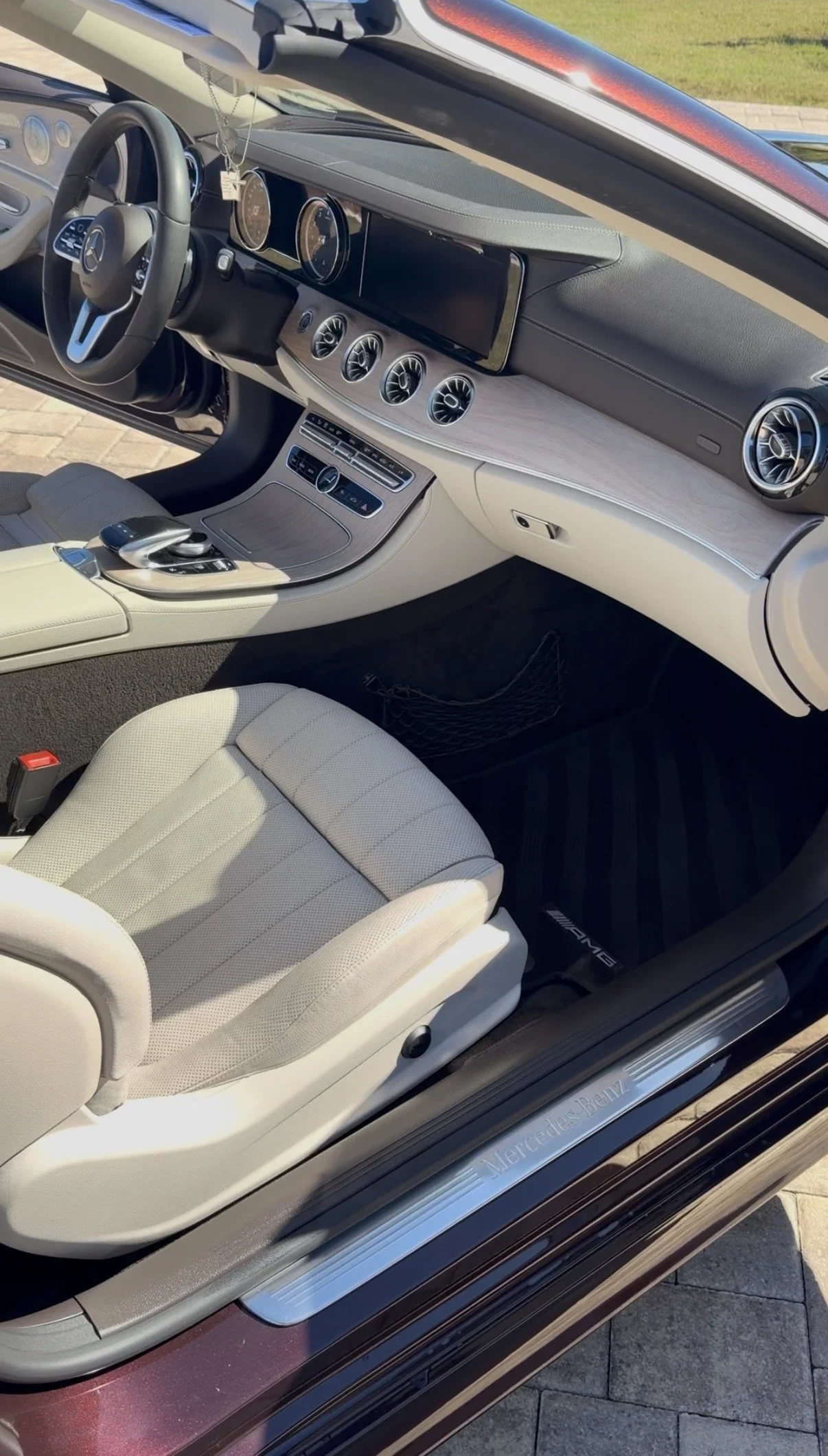 Interior deep clean, mobile car detailing in citrus county done by the 1 detail district co 