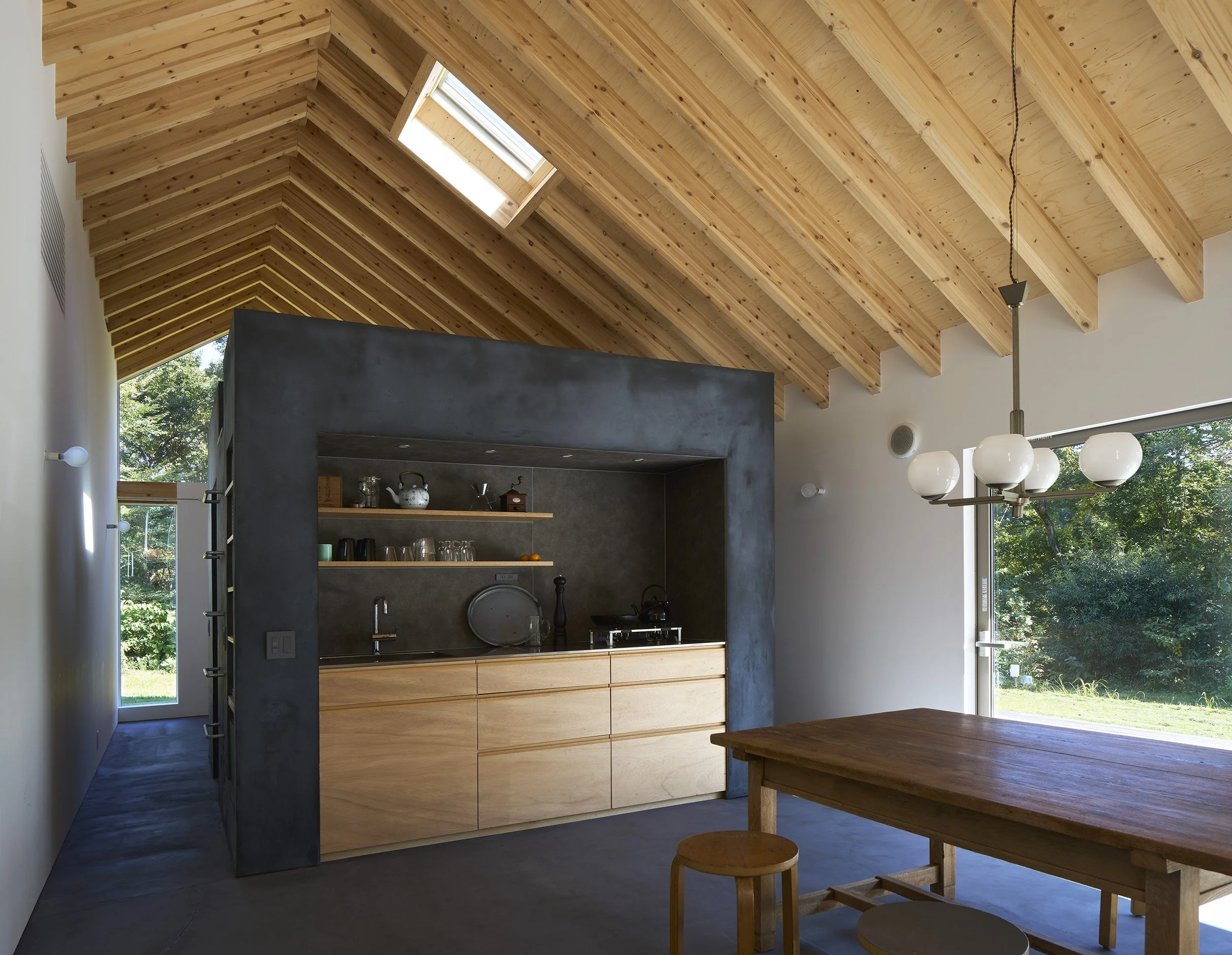 hilltop house009.jpg