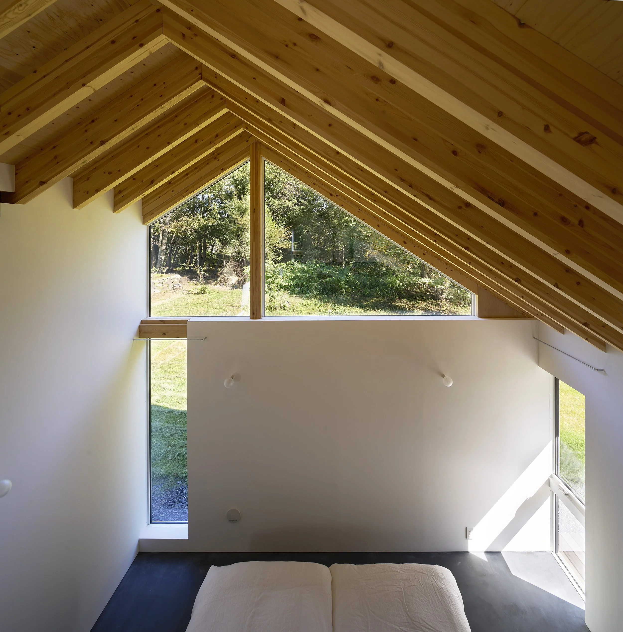 hilltop house011.jpg