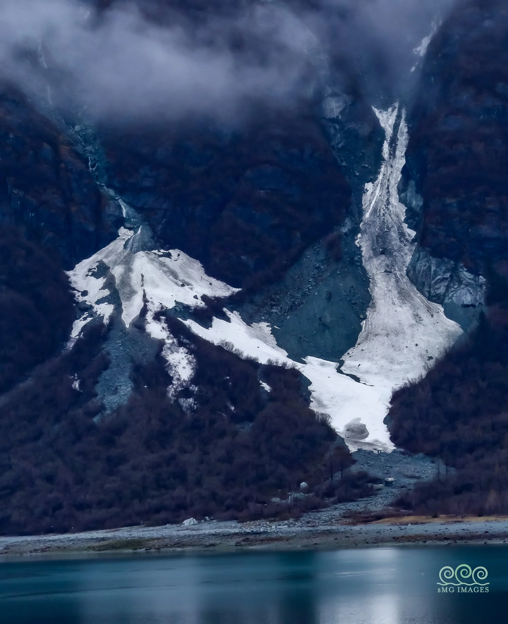 GB-Lumplugh Glacier from Ship