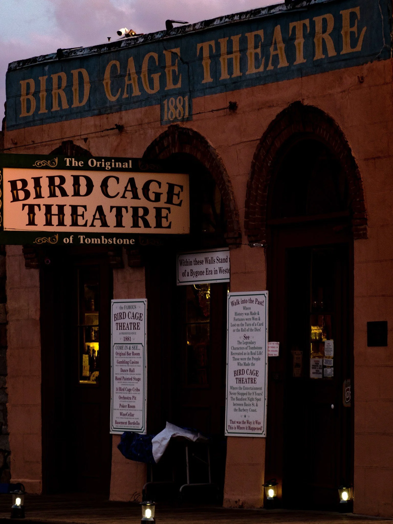 Tombstone-Birdcage Saloon