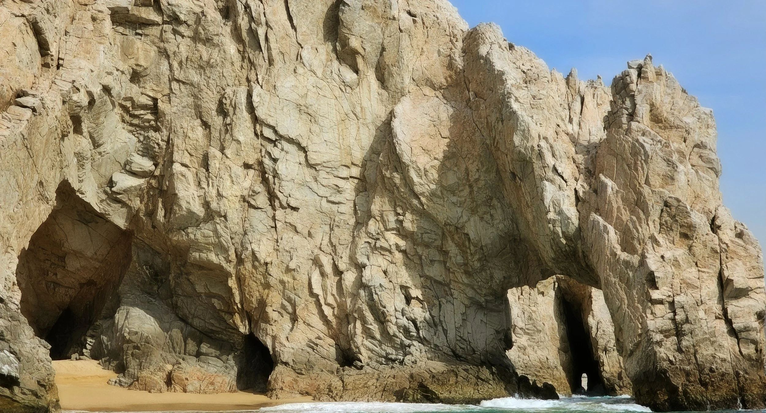 C2 End of Land  Arch & Cave Pacific Side