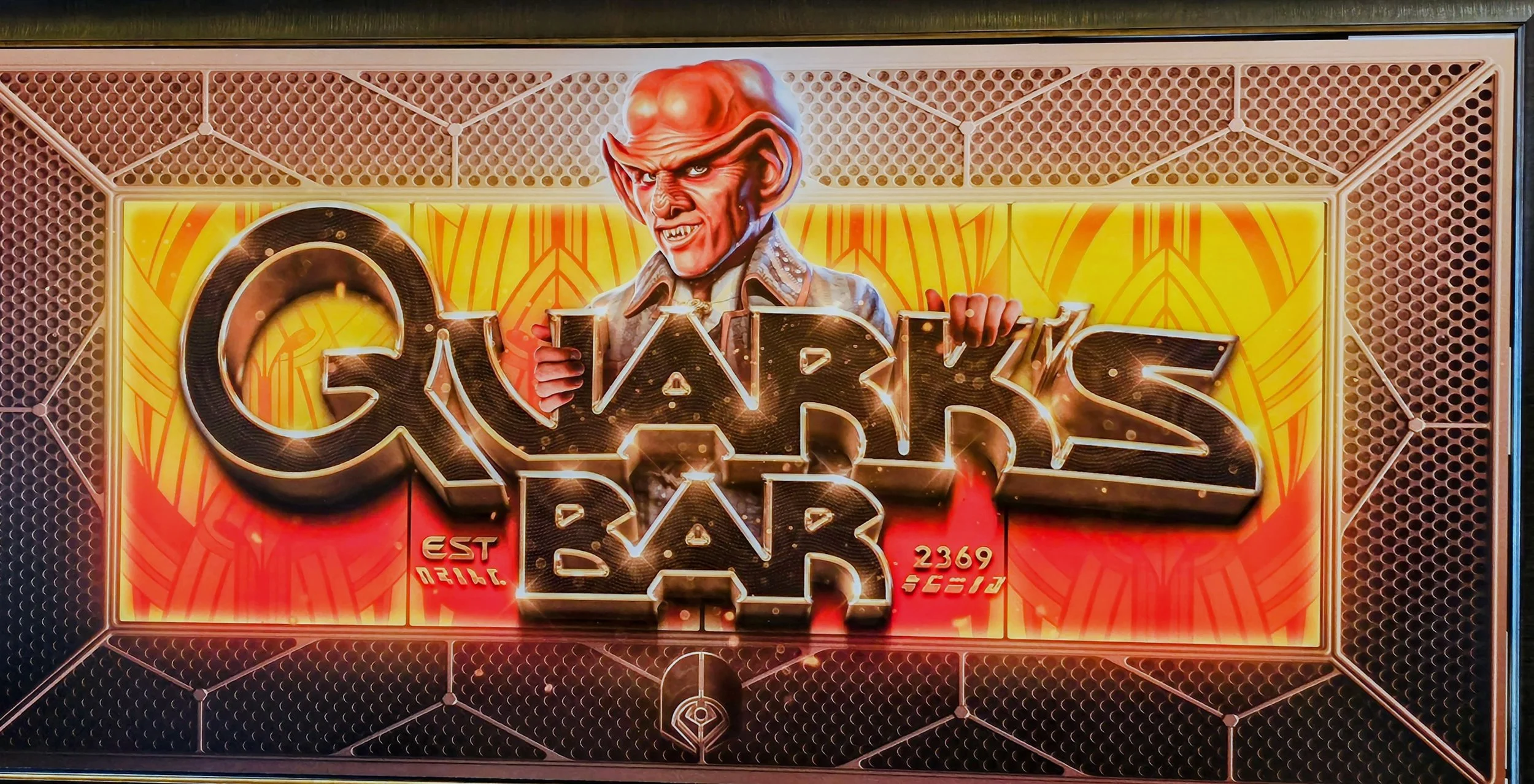 Q Bar