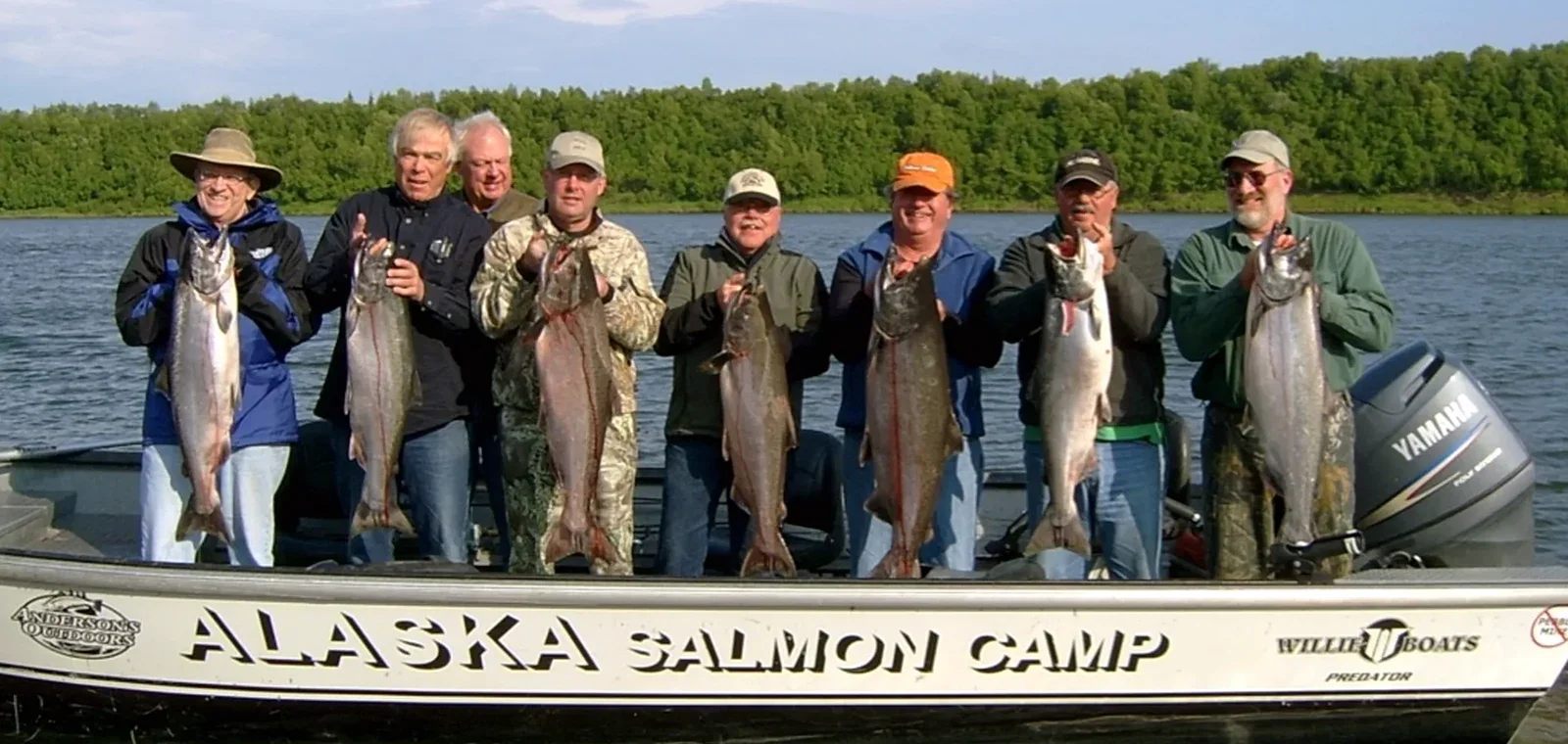 anderson-alaska-salmon-camp-anglers-trophy-salmon-boat.webp