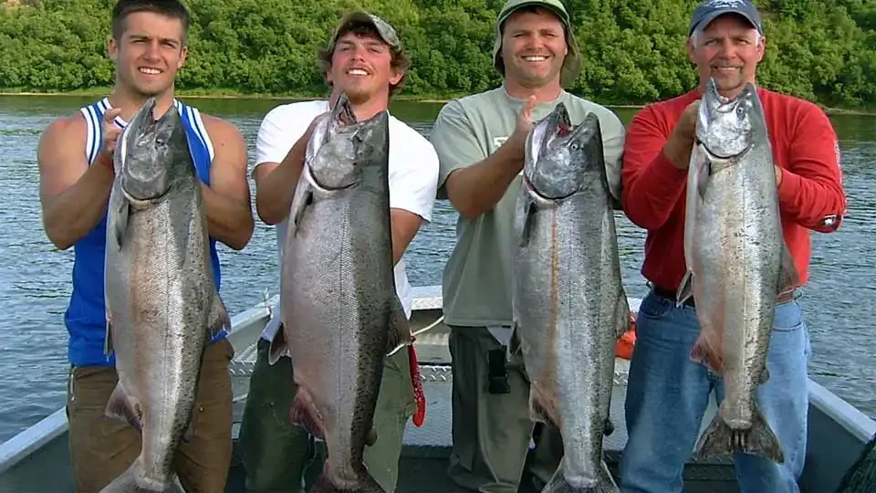 anderson-alaska-salmon-camp-four-anglers-trophy-king-salmon-river-fishing.webp