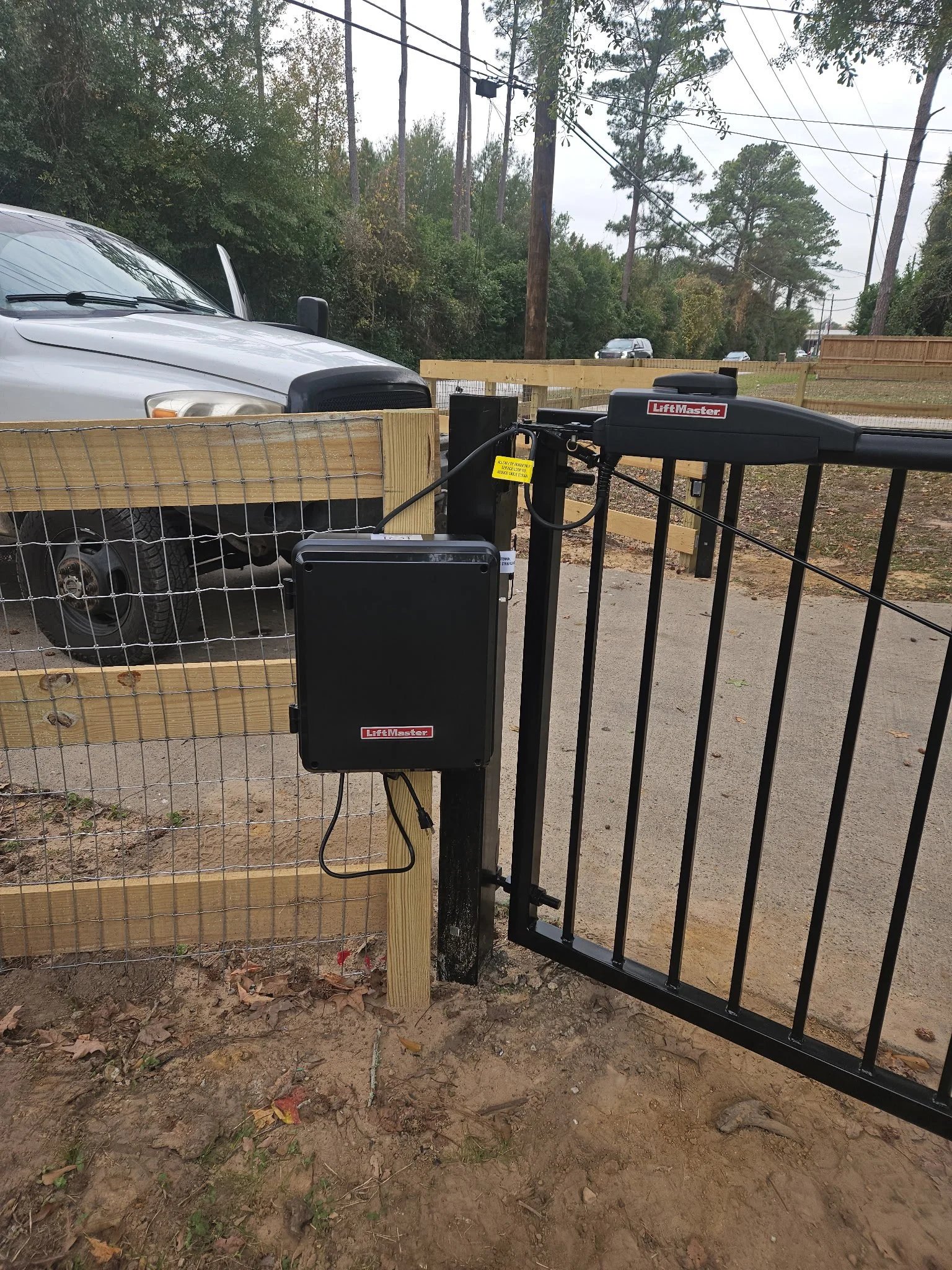 Key Pad or Remote Gate Operators