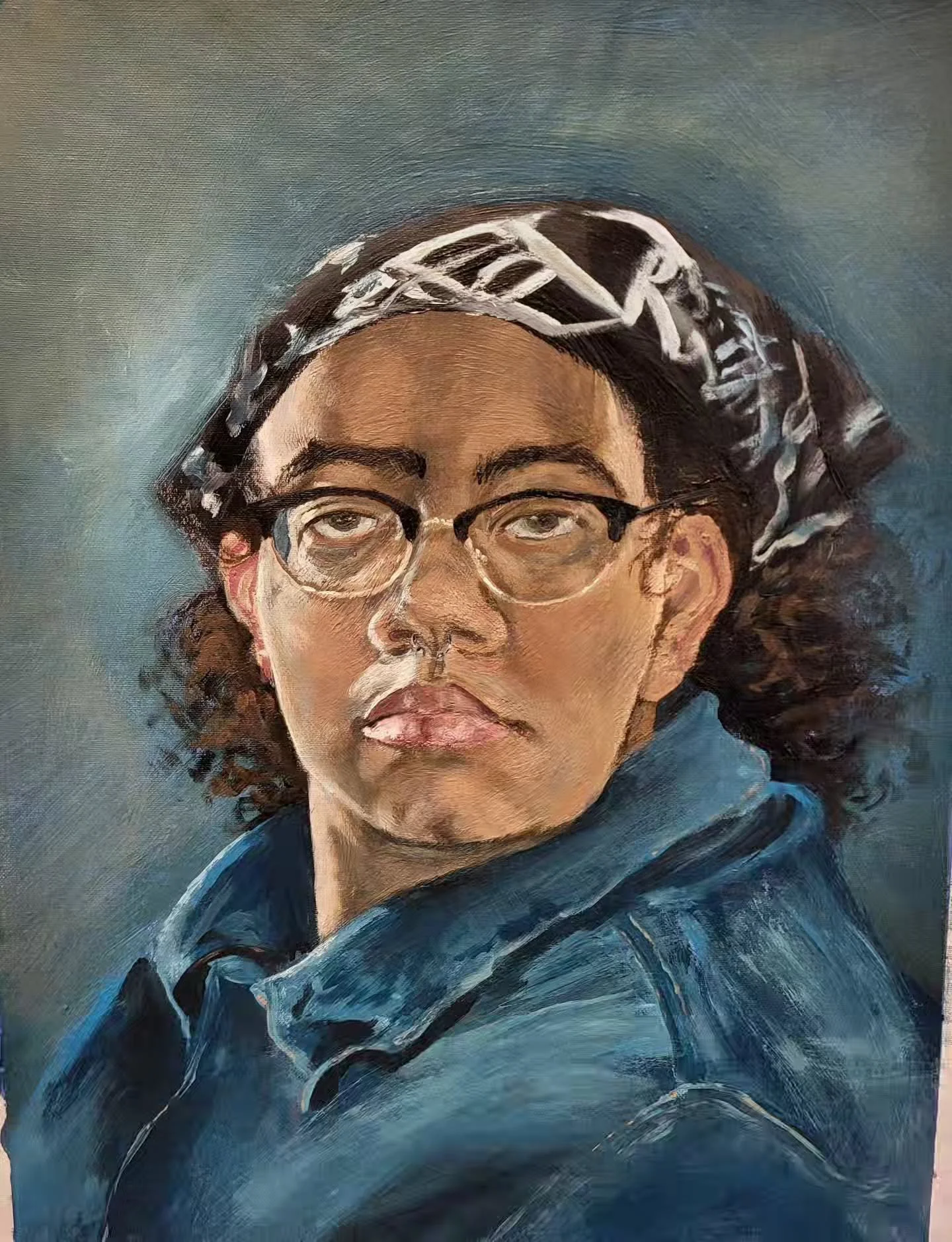 Here are two self portraits I made in my beginning painting class! I think it's a bit funny I ended both high school and college with taking a beginning painting class, maybe one day I'll do something intermediate 🫣 I'm sharing these two specificall