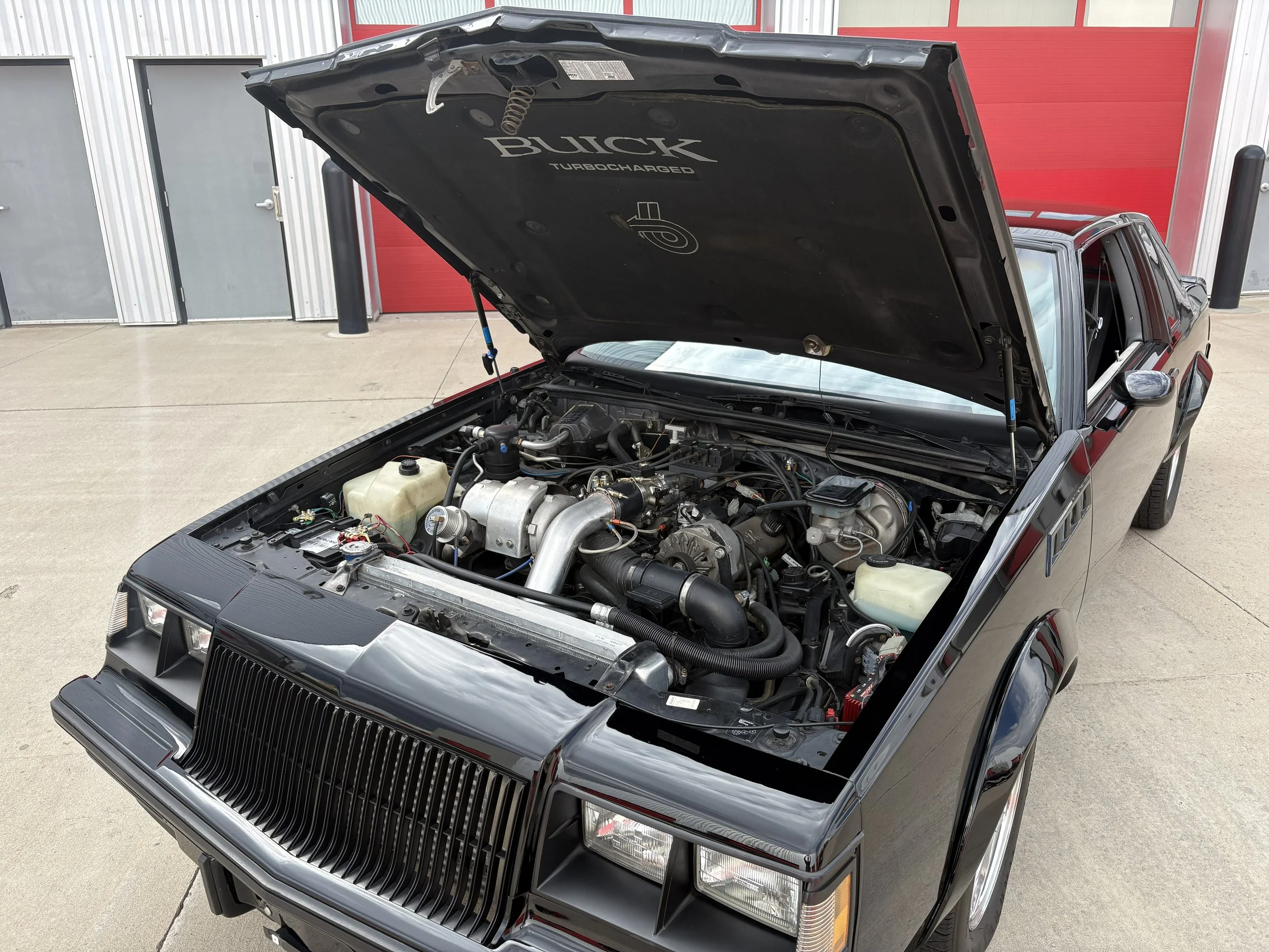 buick side engine.jpg