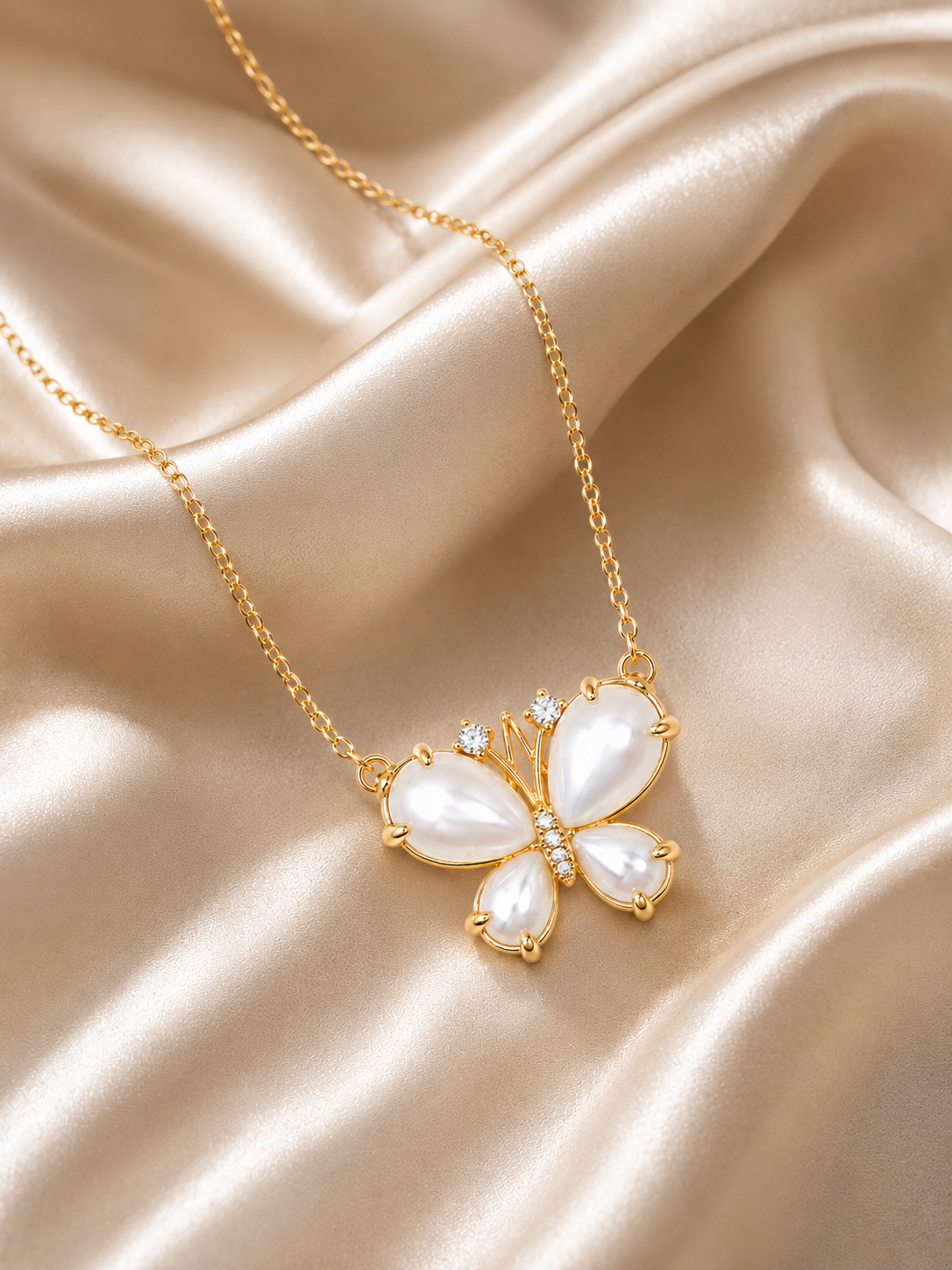 Pearl Butterfly_Hintergrund.png