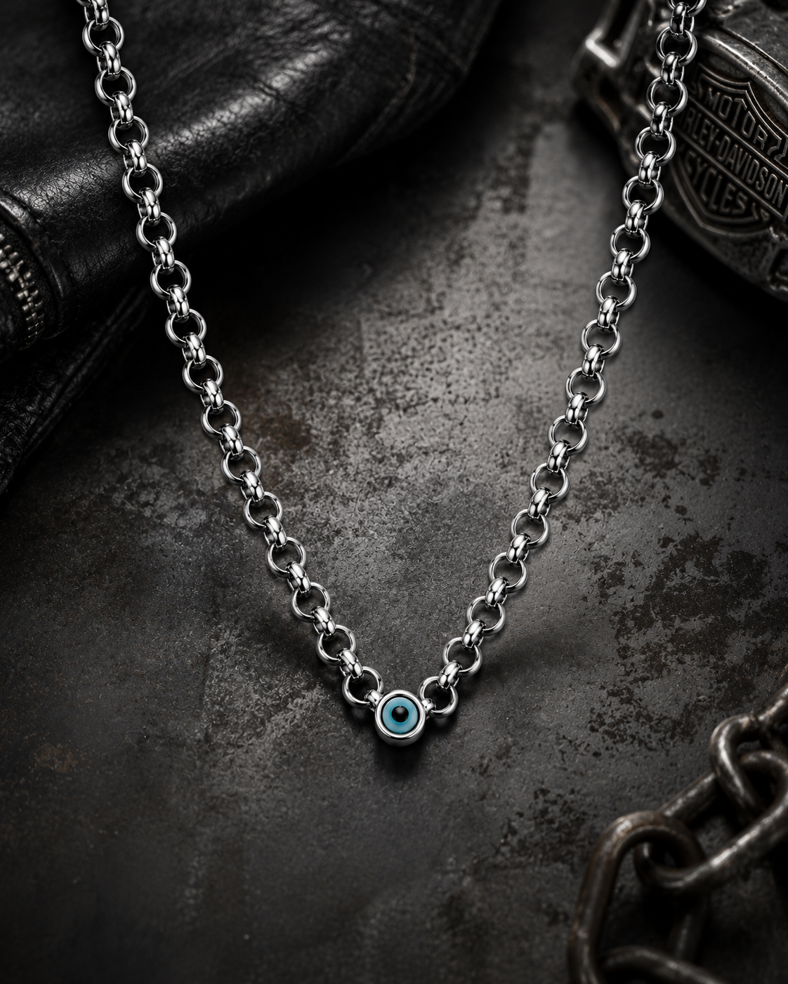 Halskette mit Augenschmuck_2.png