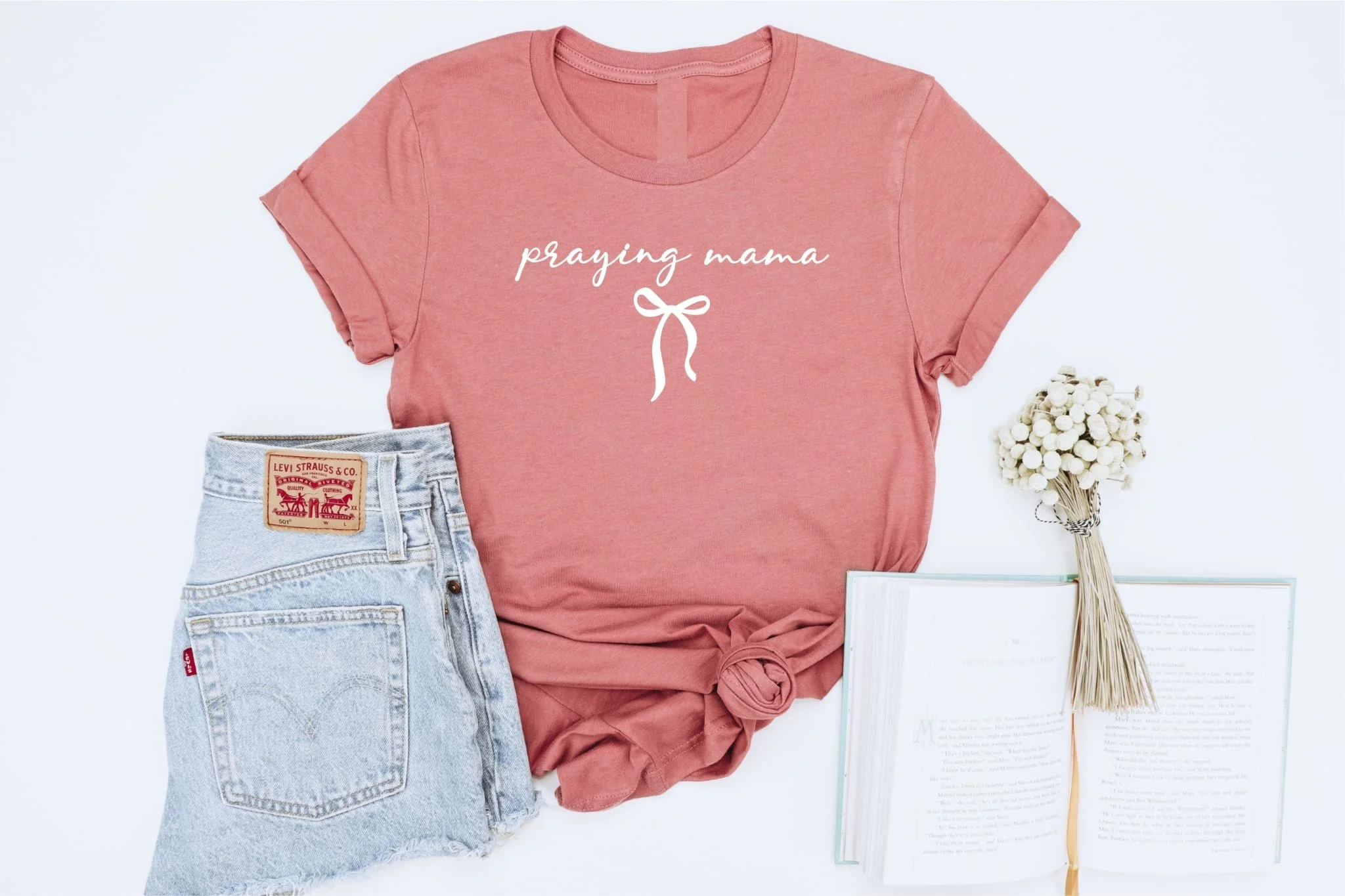Praying Mama Bow Graphic Tee