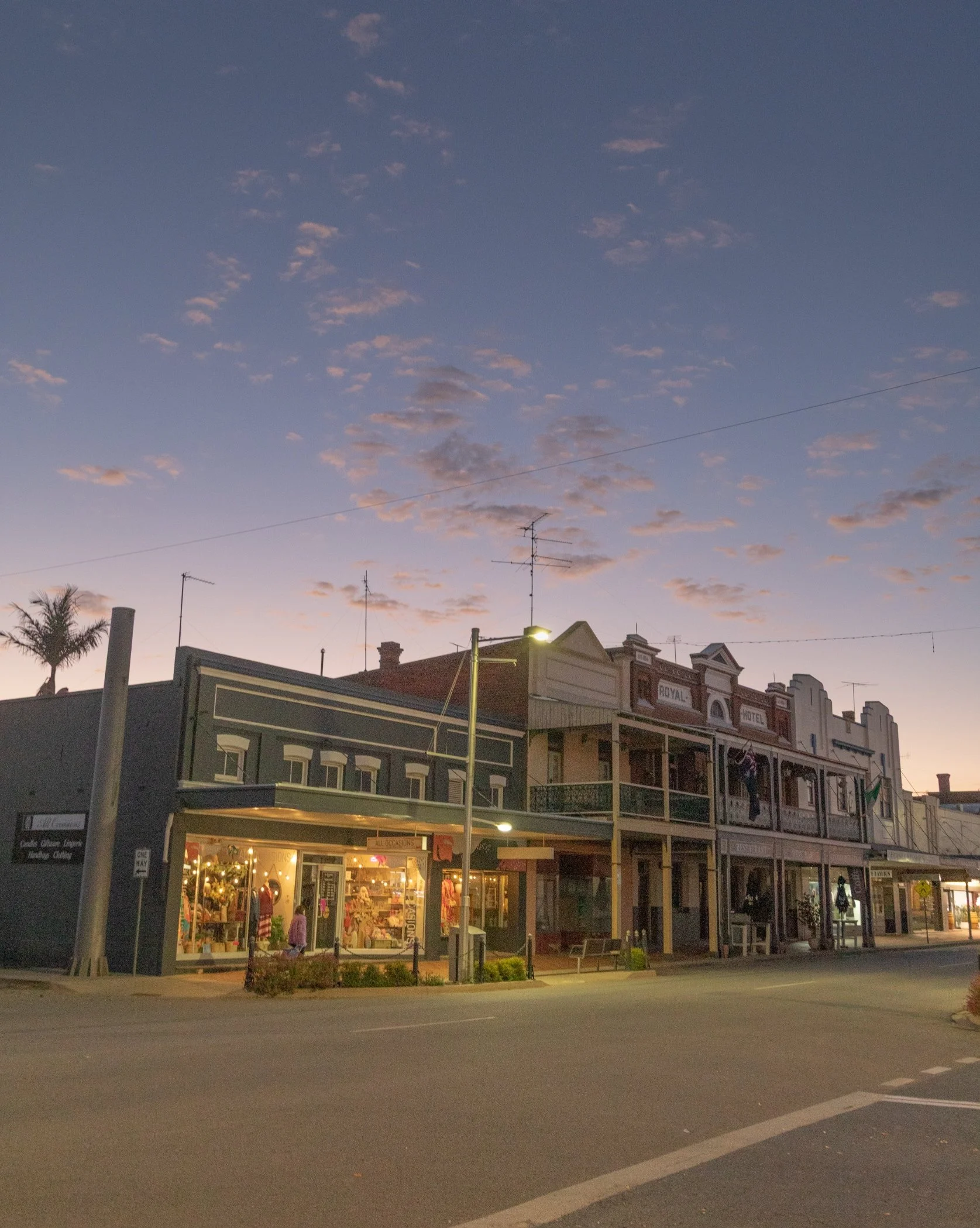 Early Morning along Main Street, West Wyalong - 2S4A4237.jpg