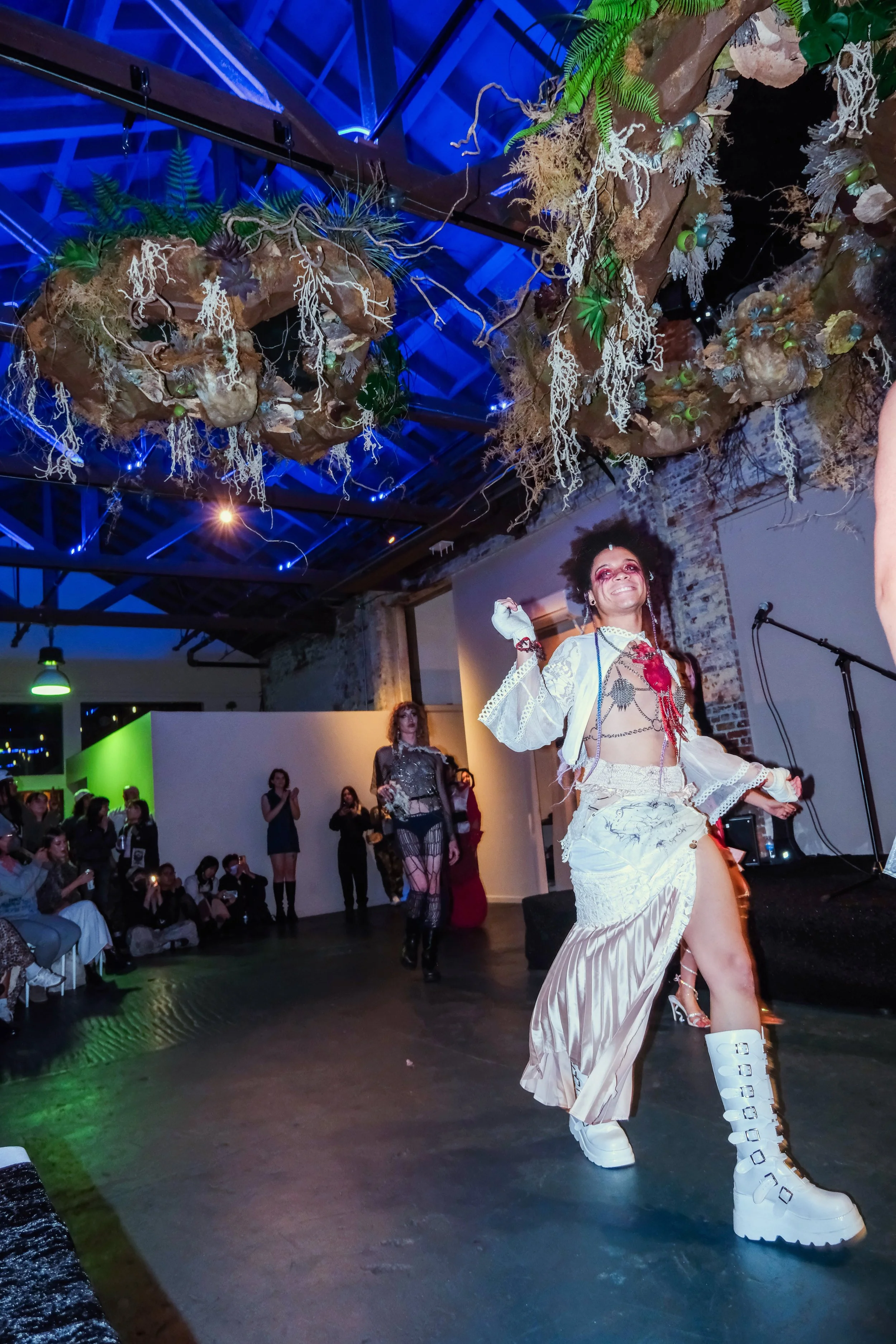 Model: Vii Void – Photographer: Dani Piñeda