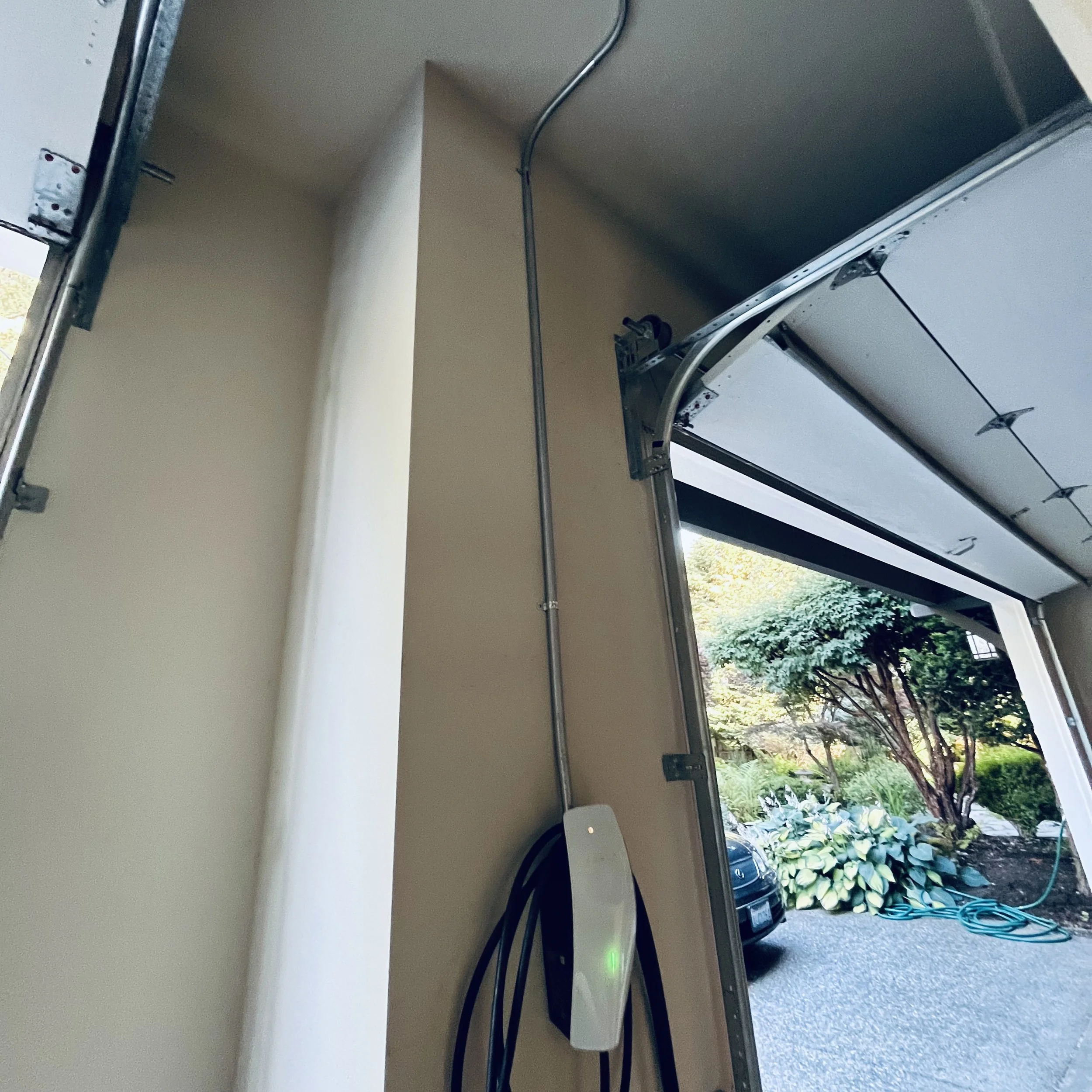 residential tesla ev charger.jpg