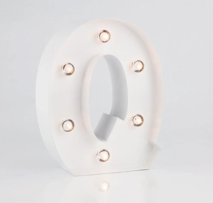 Q Letter Light
