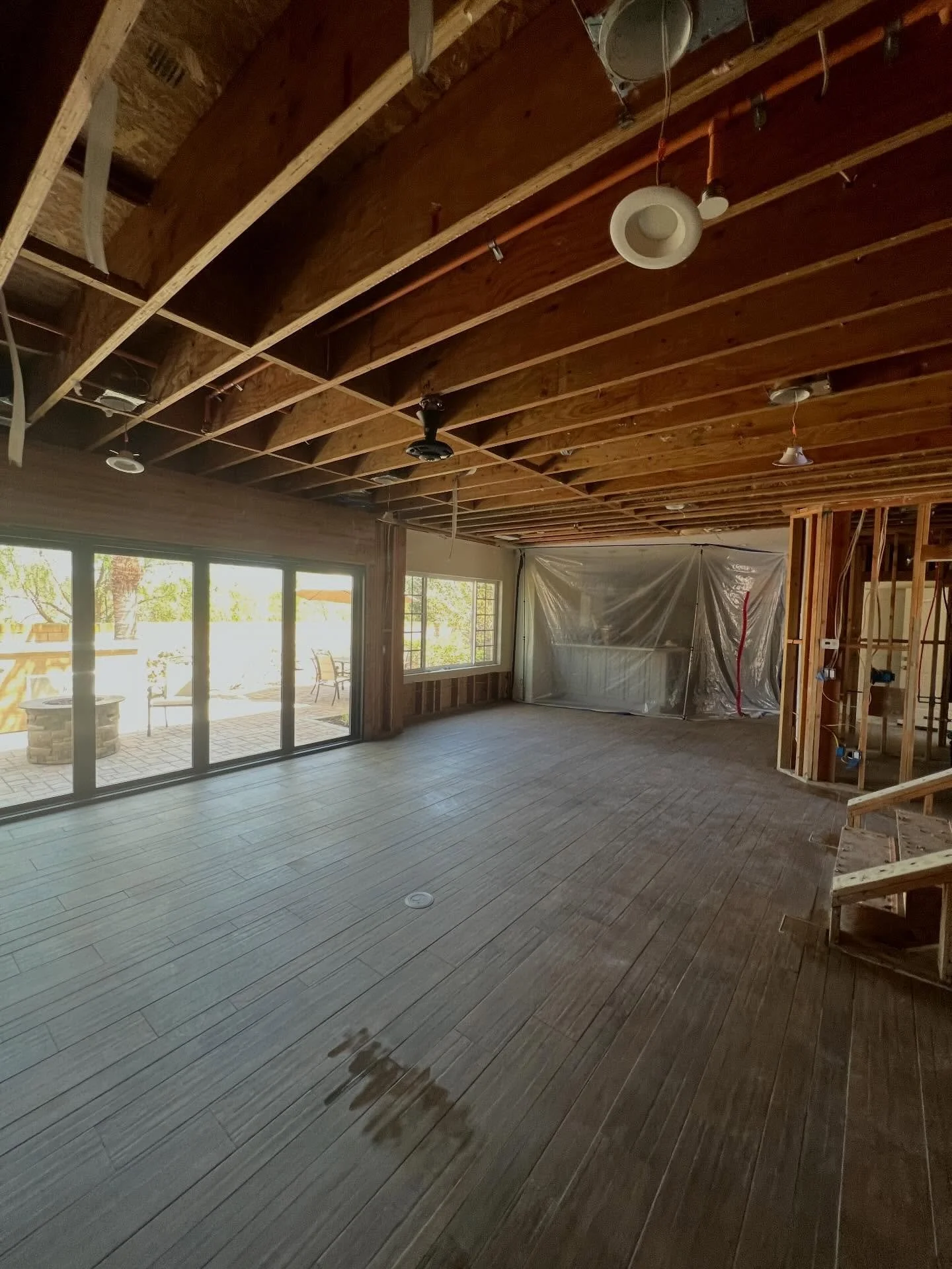 This is what proper mitigation looks like.

Full demo. Full dry out. Structure exposed, cleaned, and completely stabilized&mdash;now preparing for post mold clearance testing.

Most companies stop at &ldquo;looks dry.&rdquo;
We don&rsquo;t.

We make 