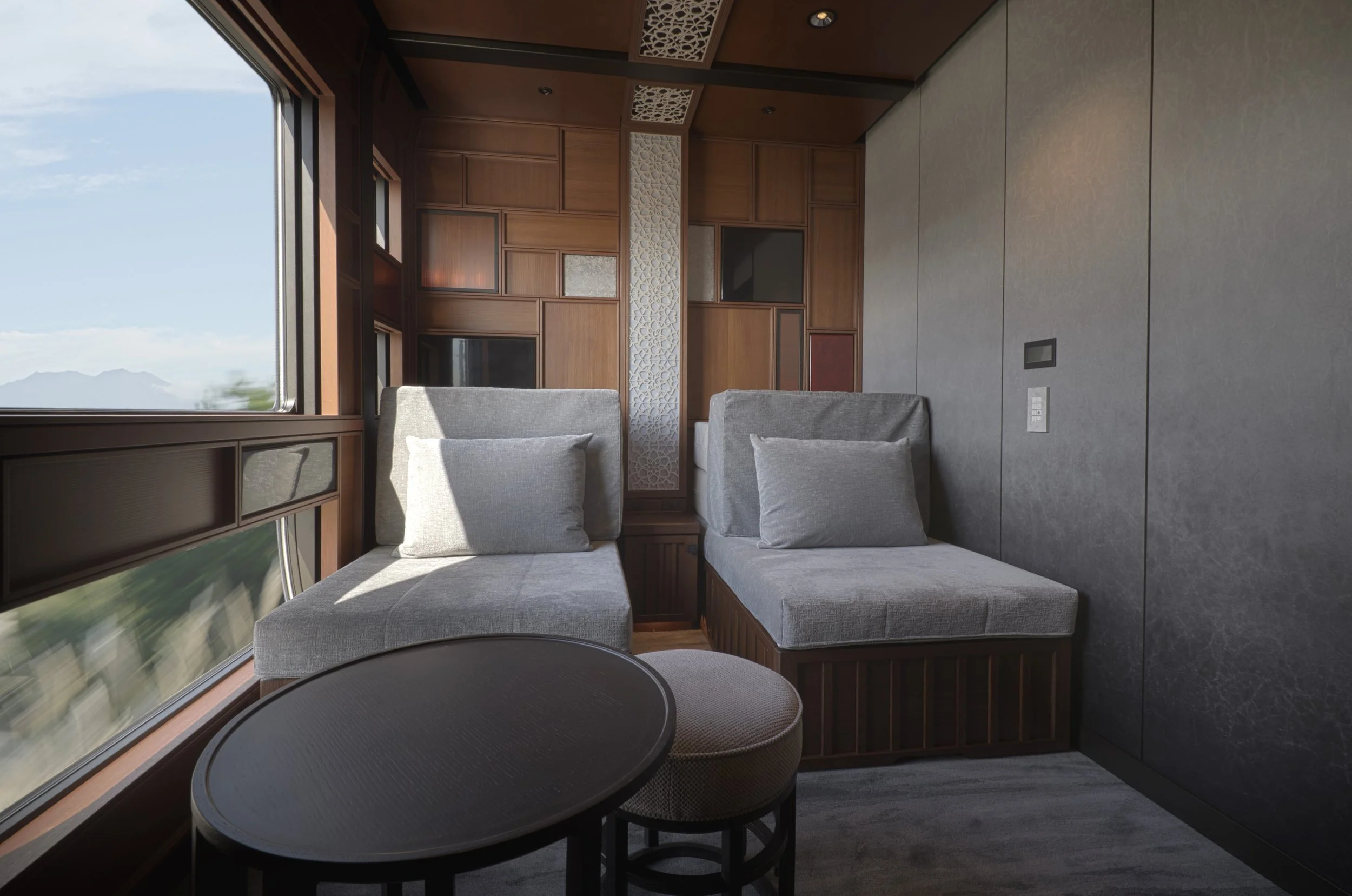 Suite Room [approx. 9㎡]