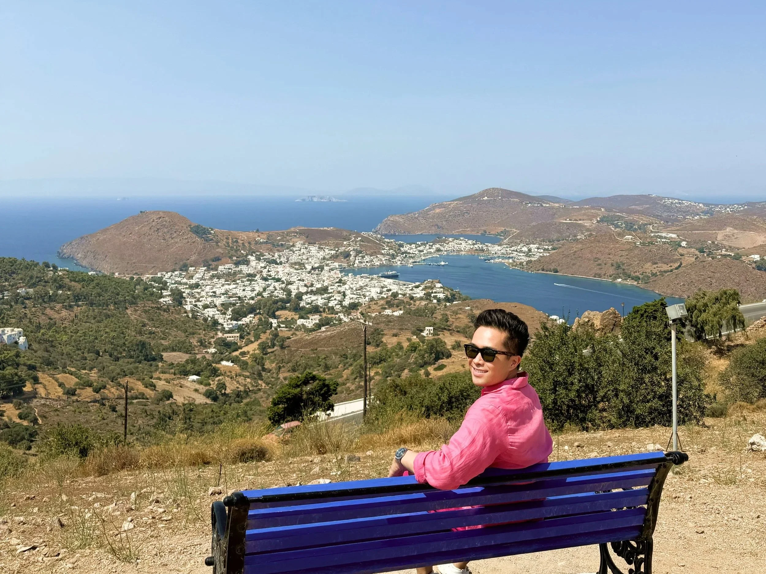 Lookout bench