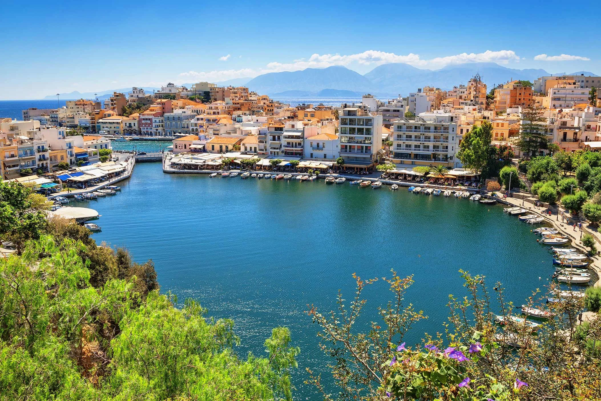 FSY_Agios-Nikolaos_-Crete_shutterstock_392020450.jpg