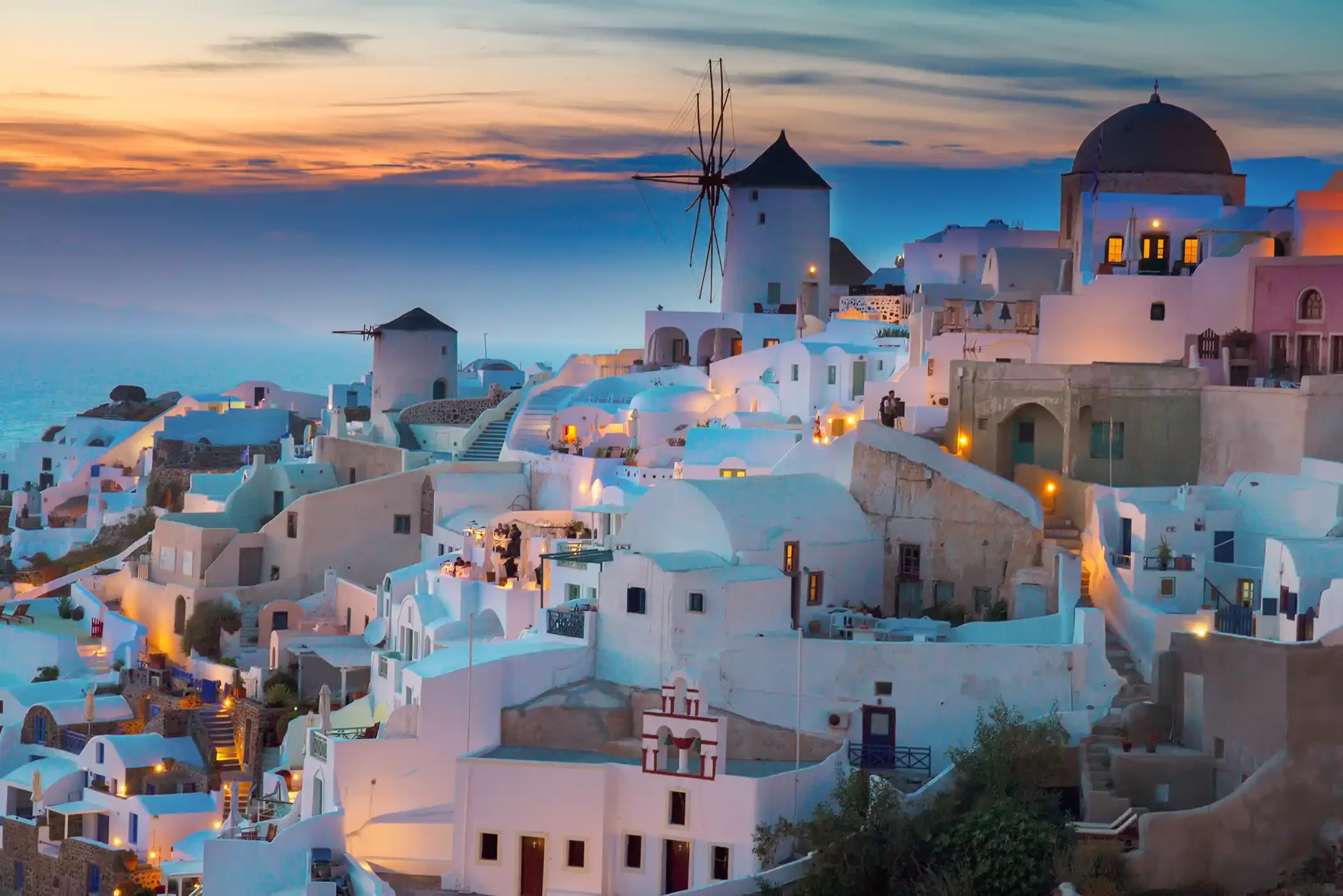 FSY_Santorini__Greece_shutterstock_236093023.webp