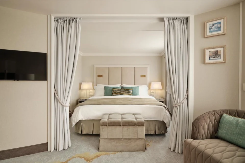 SAPPHIRE VERANDA SUITE