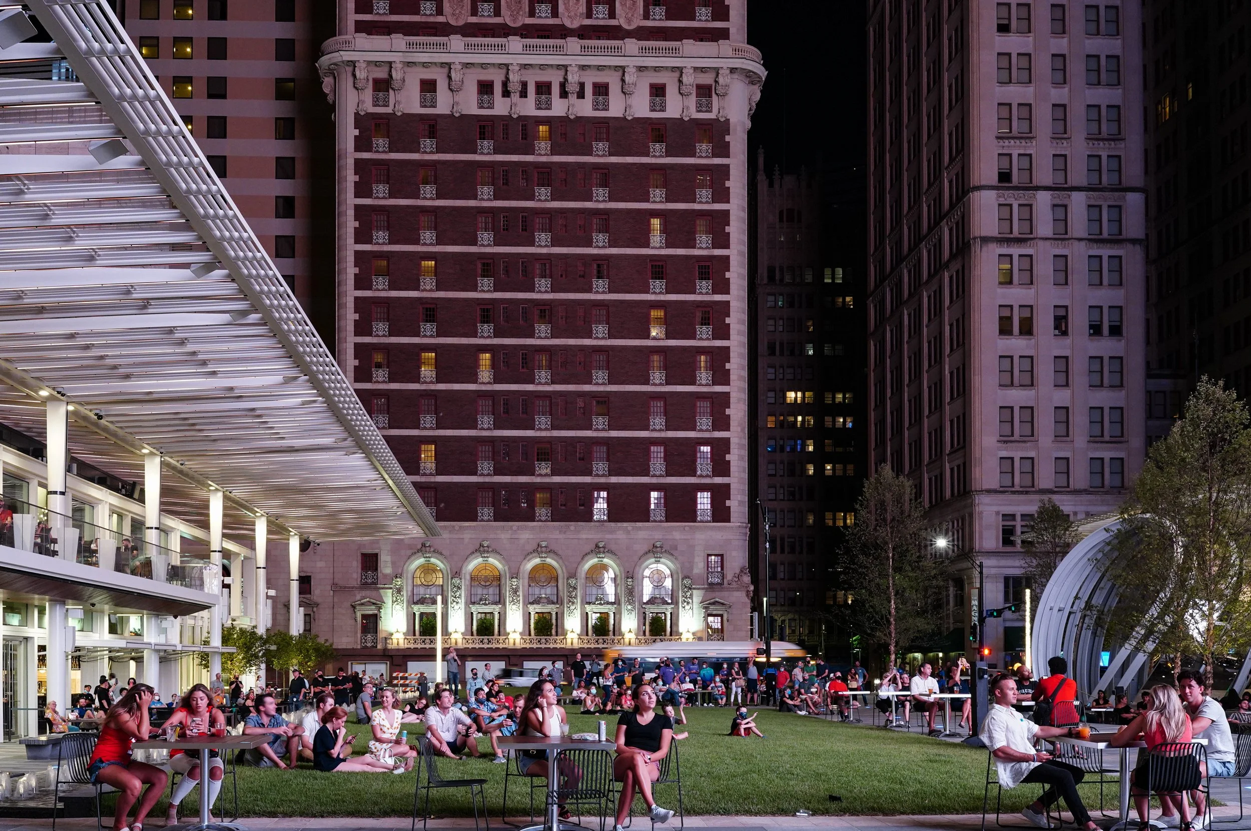 AT&T DISCOVERY DISTRICT