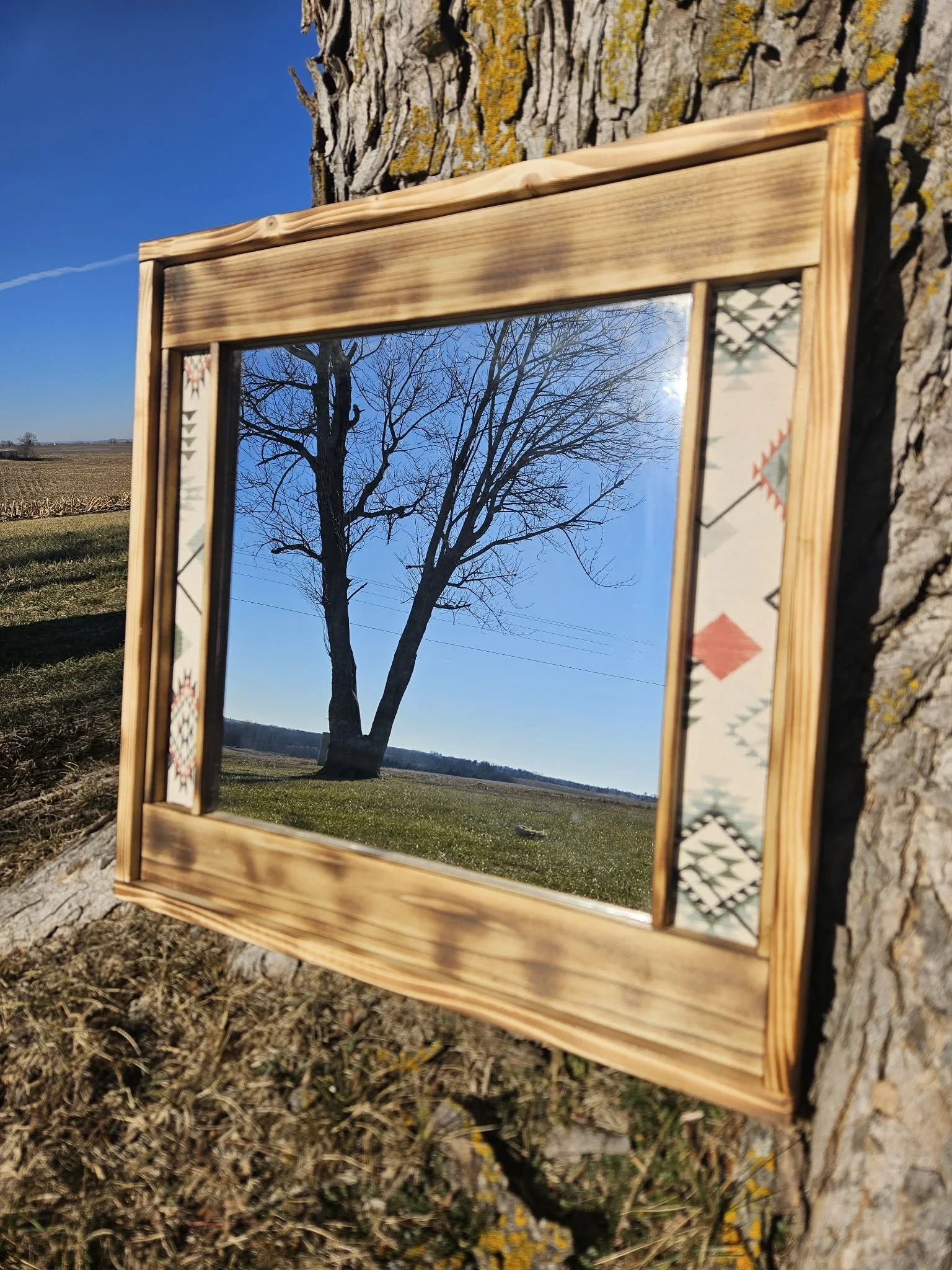 Light Southern Mirror