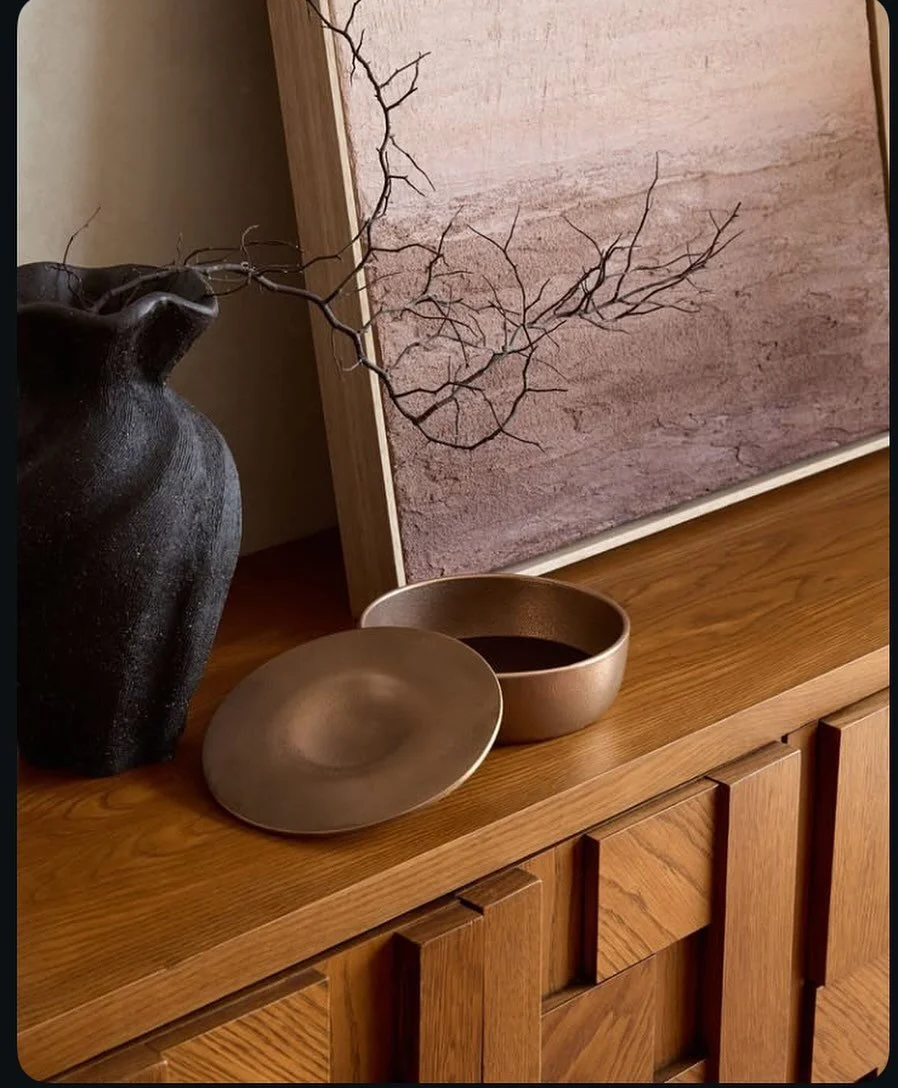 Happy holidays 🤍

Feeling so grateful for everyone who supported my ceramics this year. Every like, share, purchase, and kind word means more than you know. Can&rsquo;t wait to create more with you in the new year x

#happyholidays #thankyou #smaĺlb