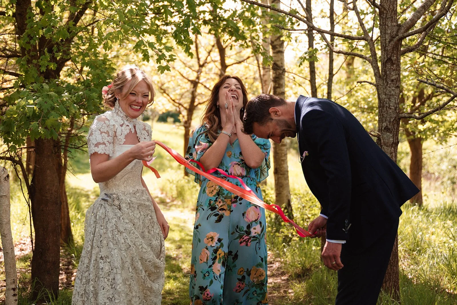 Everlong Ceremonies Hampshire Celebrant  officiating outdoor ceremony