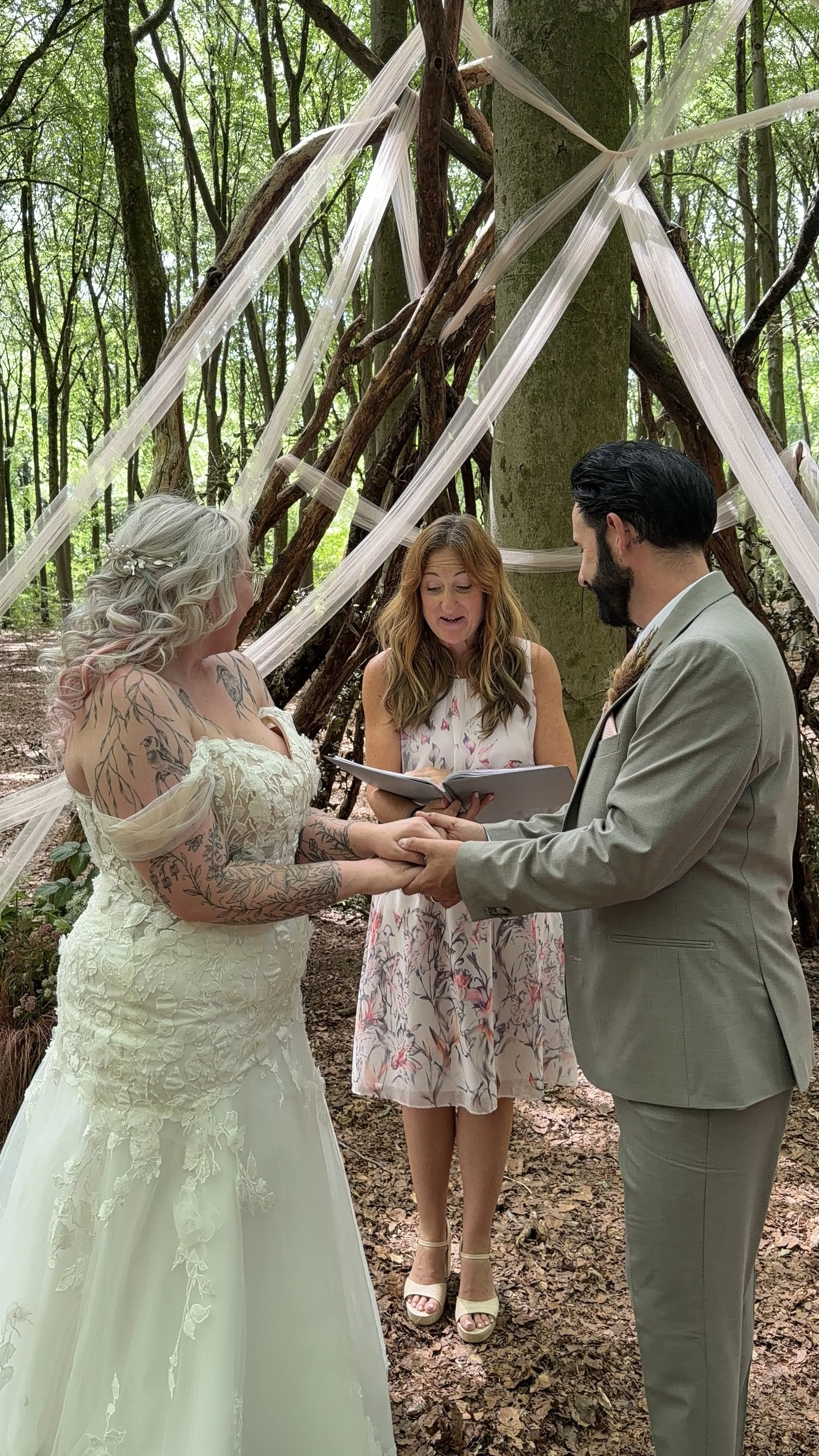 Everlong Ceremonies Outdoor Woodland Wedding Ceremony