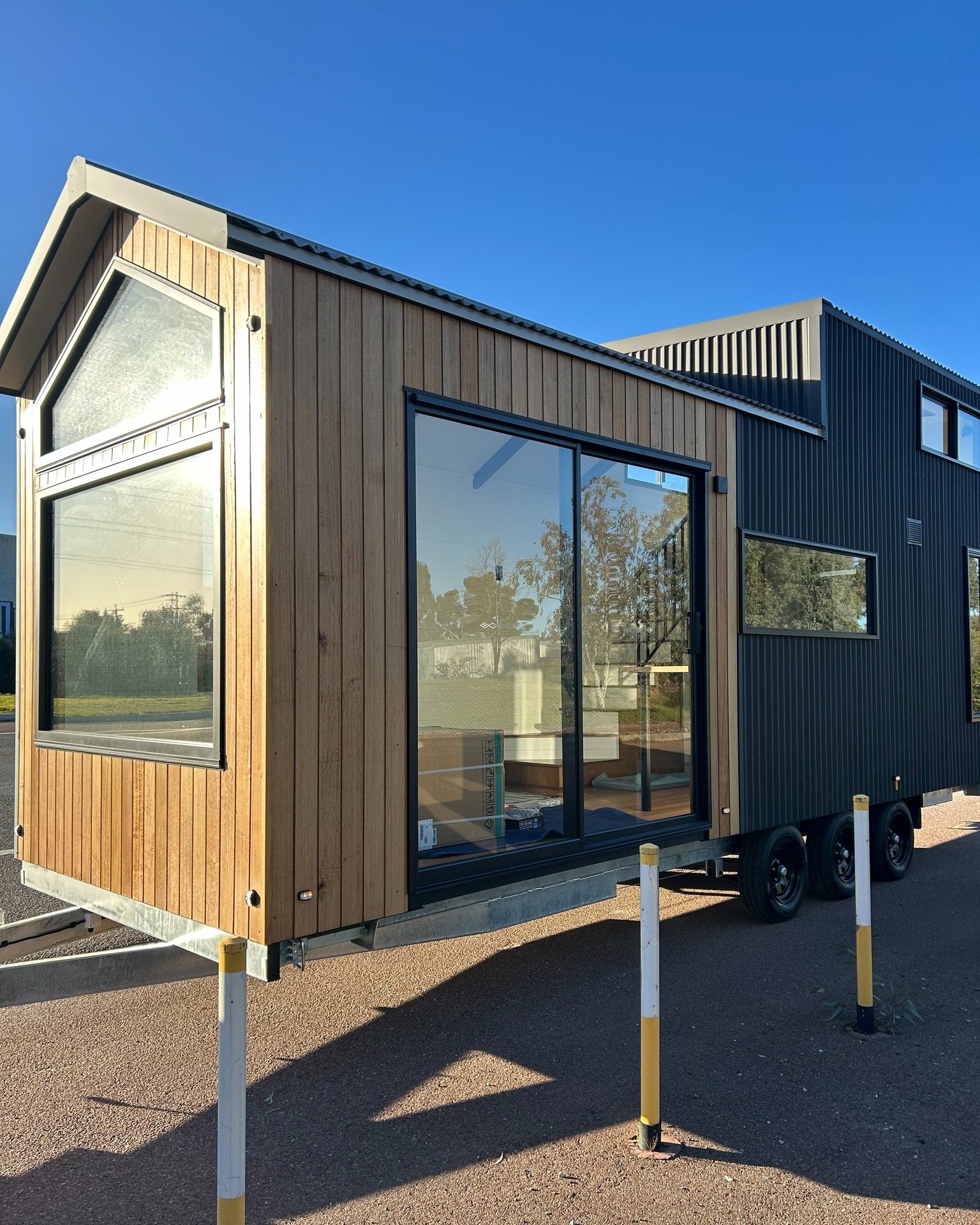 The exterior of a tiny home matters just as much as the interior. It should show personality and reflect the surrounding nature. Whether nestled in the bush, by the coast, or in vast open paddocks.
