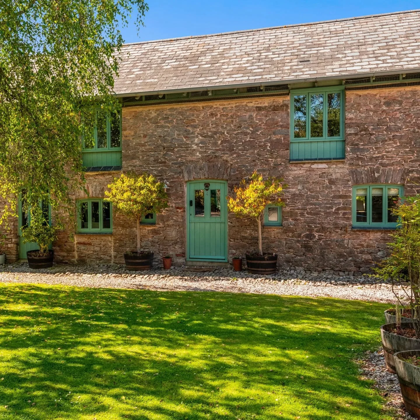 Enjoy 20% off bookings up to 22nd Feb, then 10% off until the end of March 2026.