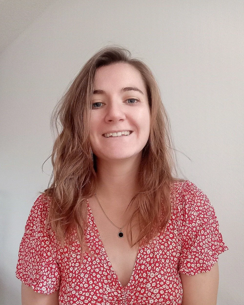 Photographie de l'urbaniste et illustratrice, dirigeante d'AL'URBA.